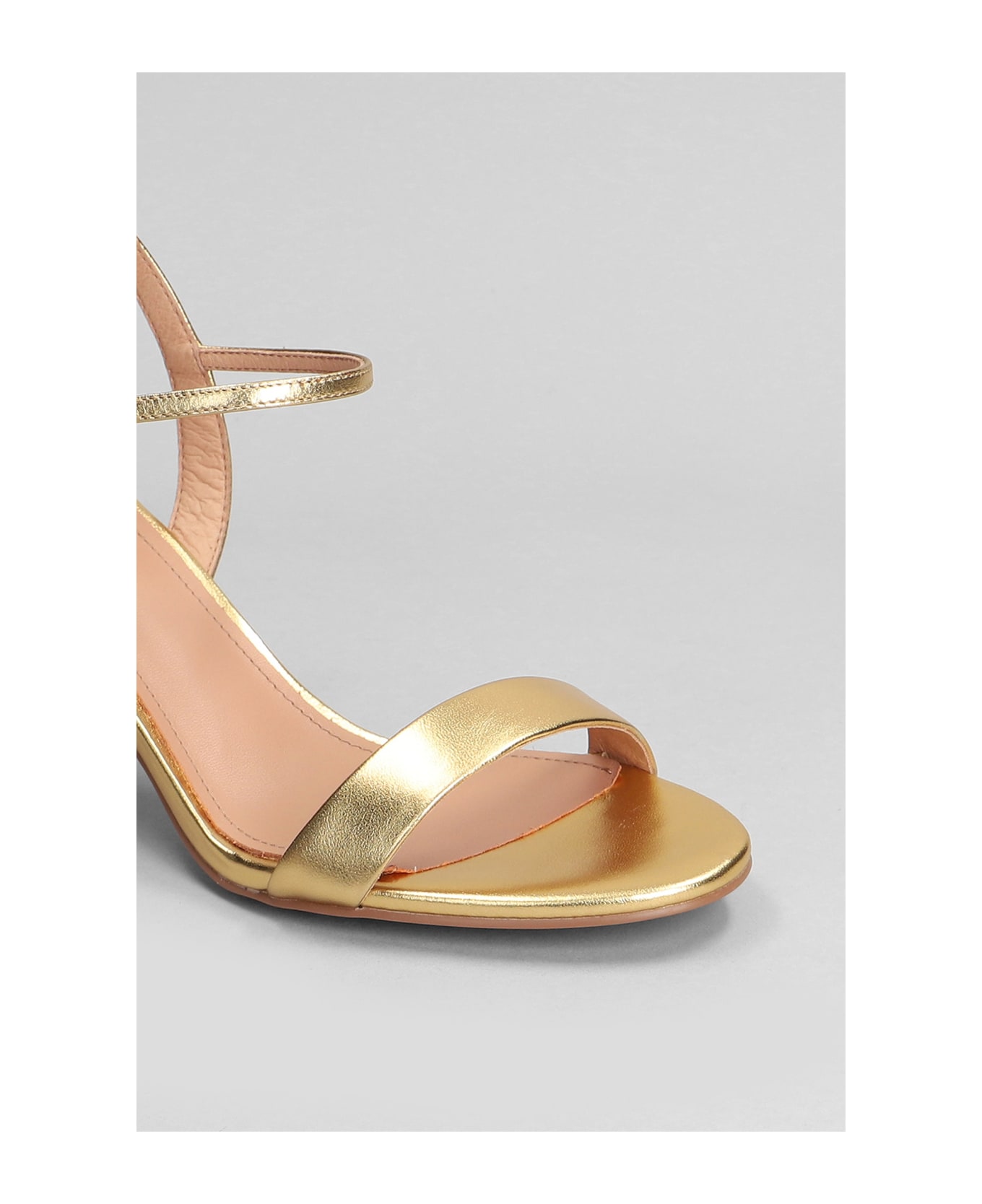 Bibi Lou Lotus 65 Sandals In Gold Leather - gold