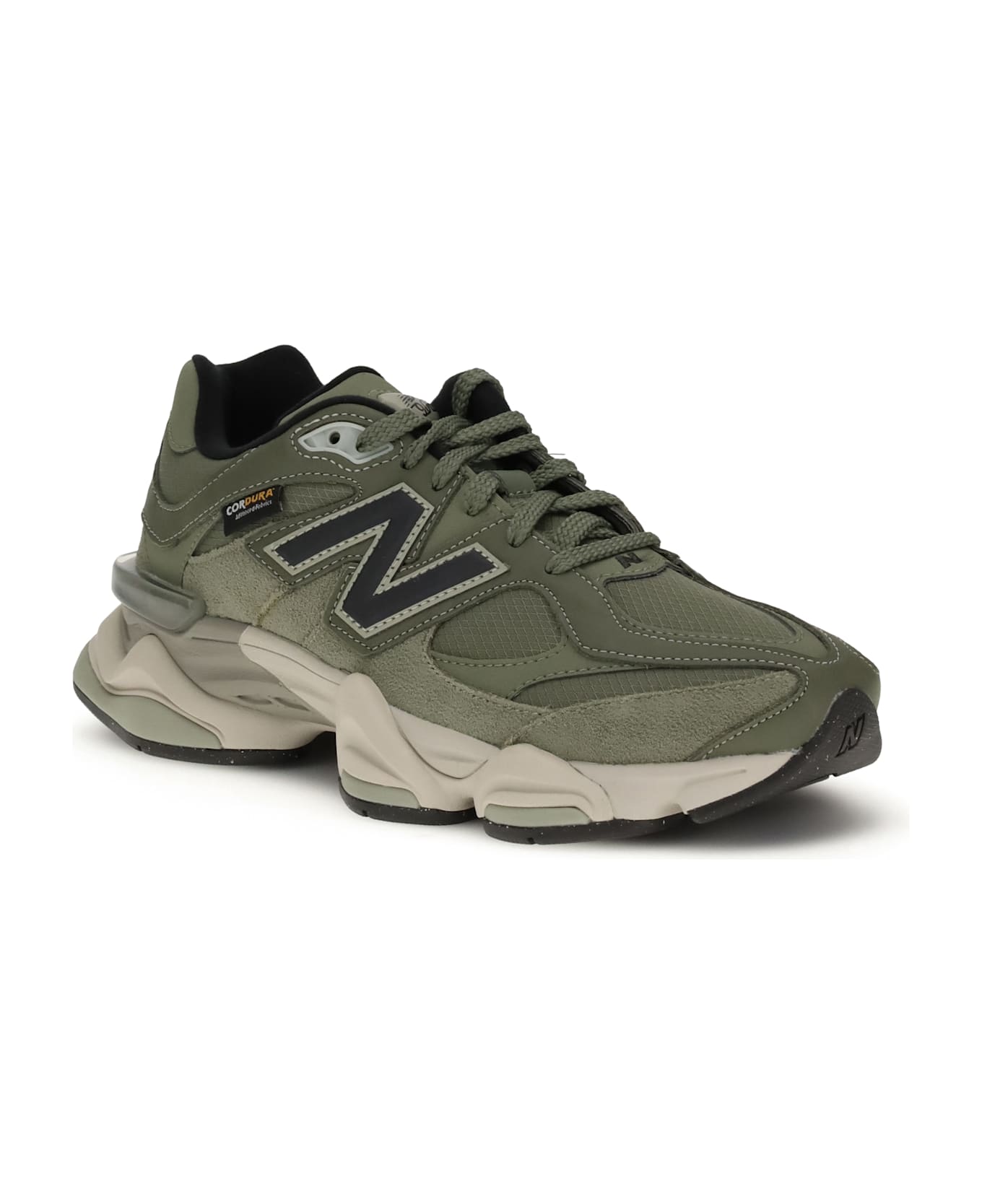 New Balance 9060 Sneakers