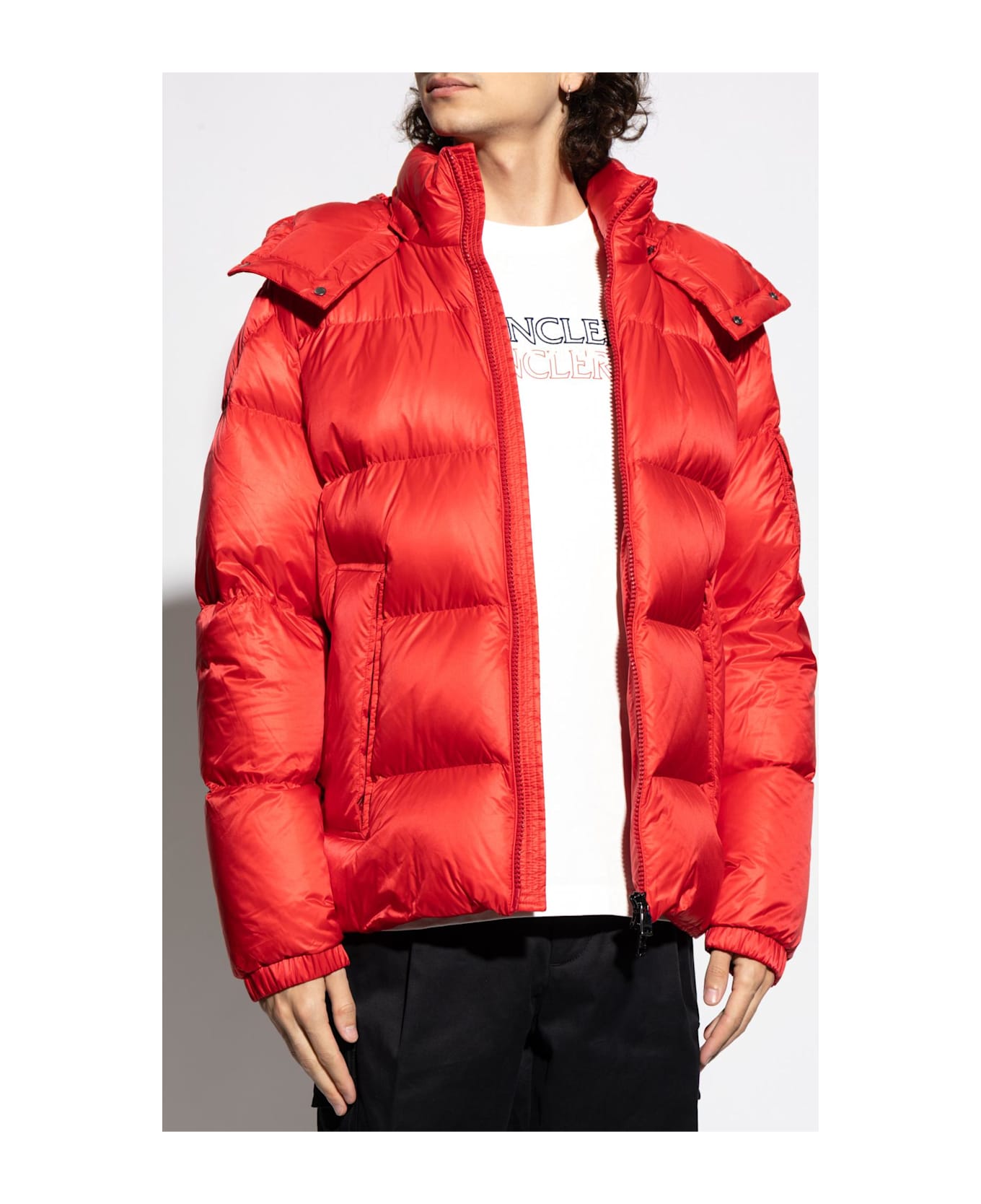 Moncler 
couyere
 Down Jacket - RED