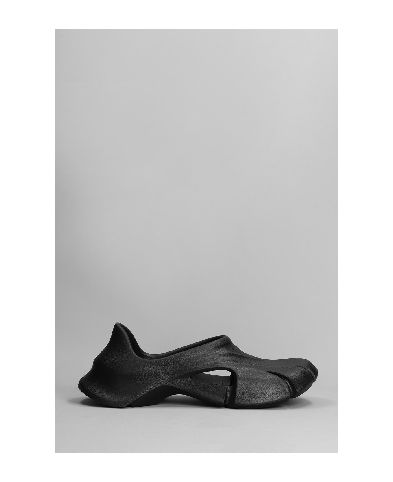 Balenciaga Mold Closed Slipper-mule In Black Rubber/plasic - black
