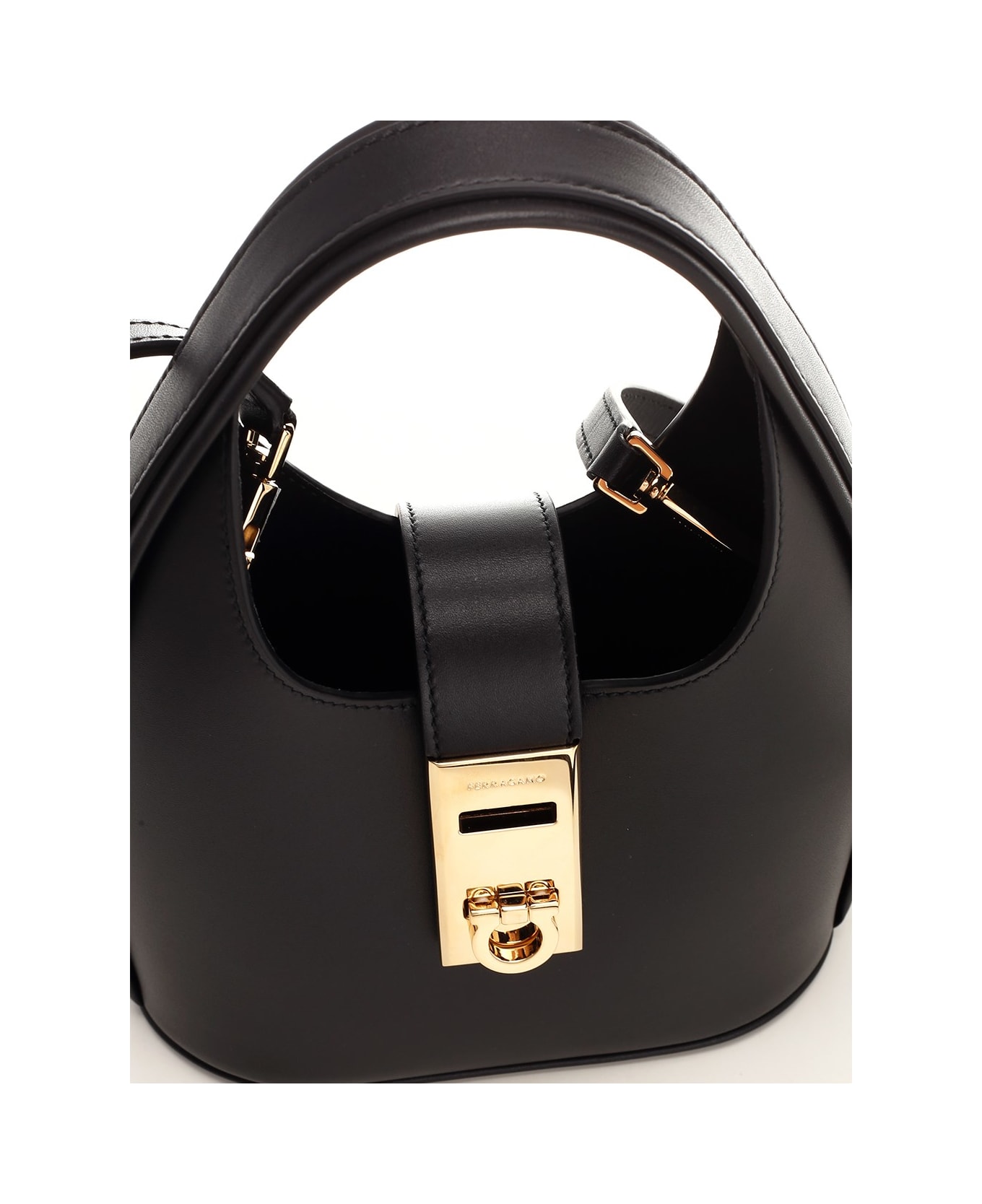 【FERRAGAMO】関税込☆Gancini hobo Mini 2way Bag ブラック Ferragamo Hobo Gancini-buckle Shoulder Bag | Black | FARFETCH