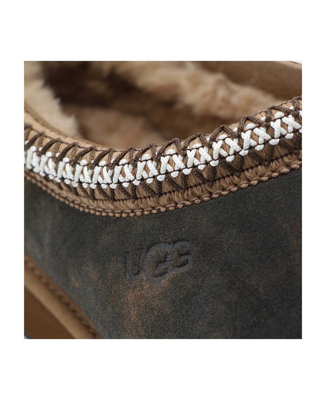 UGG Brown Flats - Chestnut