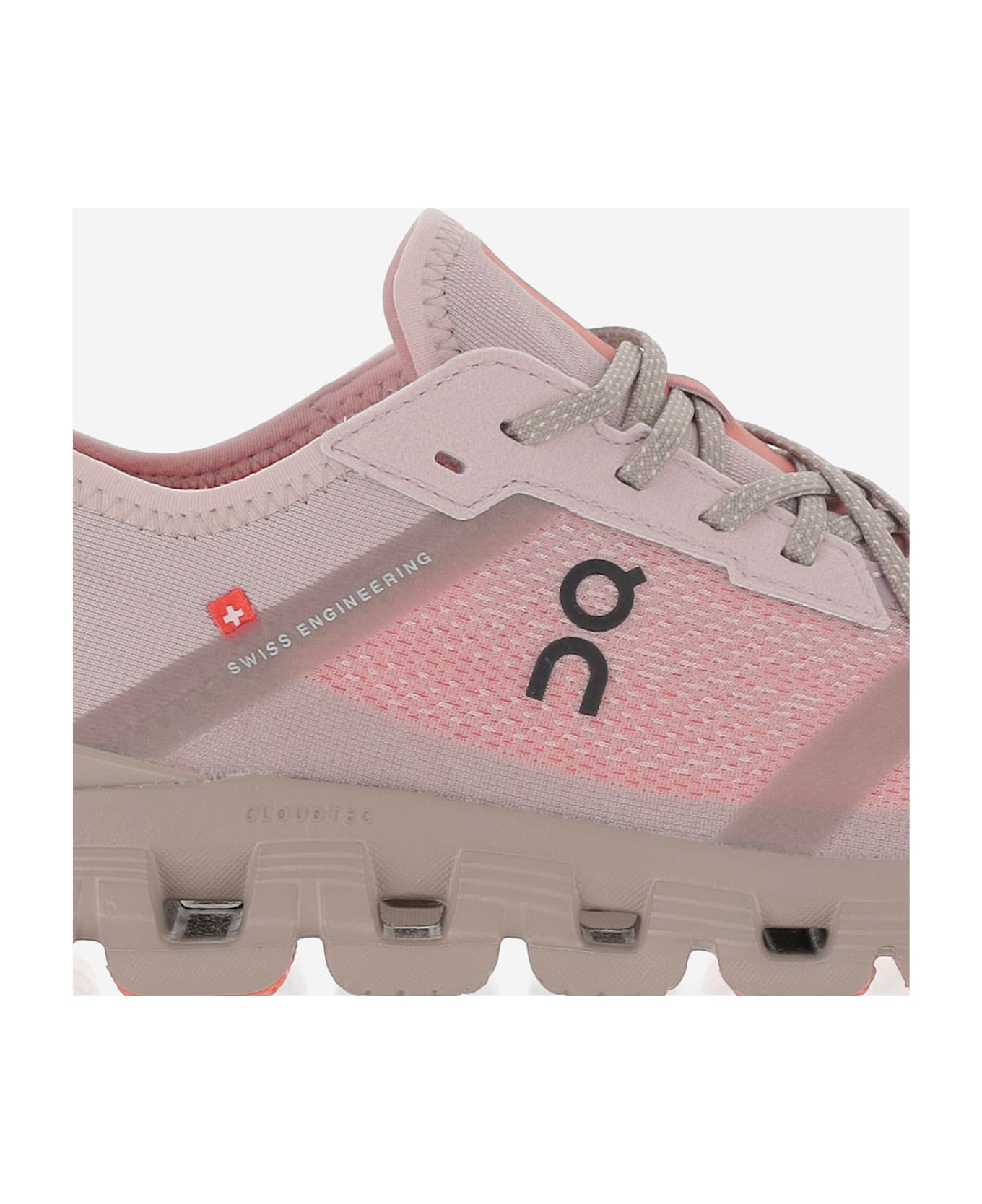 ON Cloudflow Sneakers - Pink