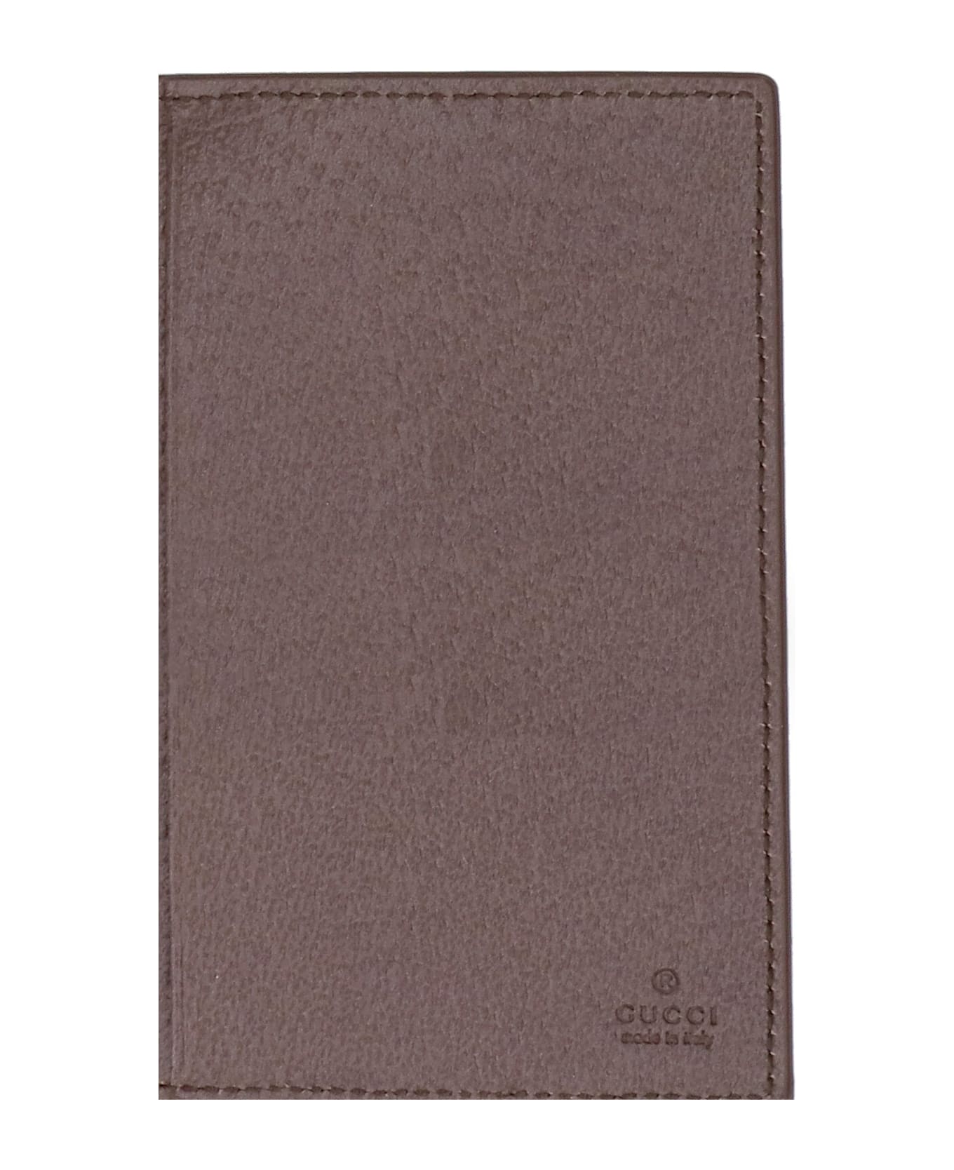 Gucci 
gg
 Bi-fold Passport Case - Beige