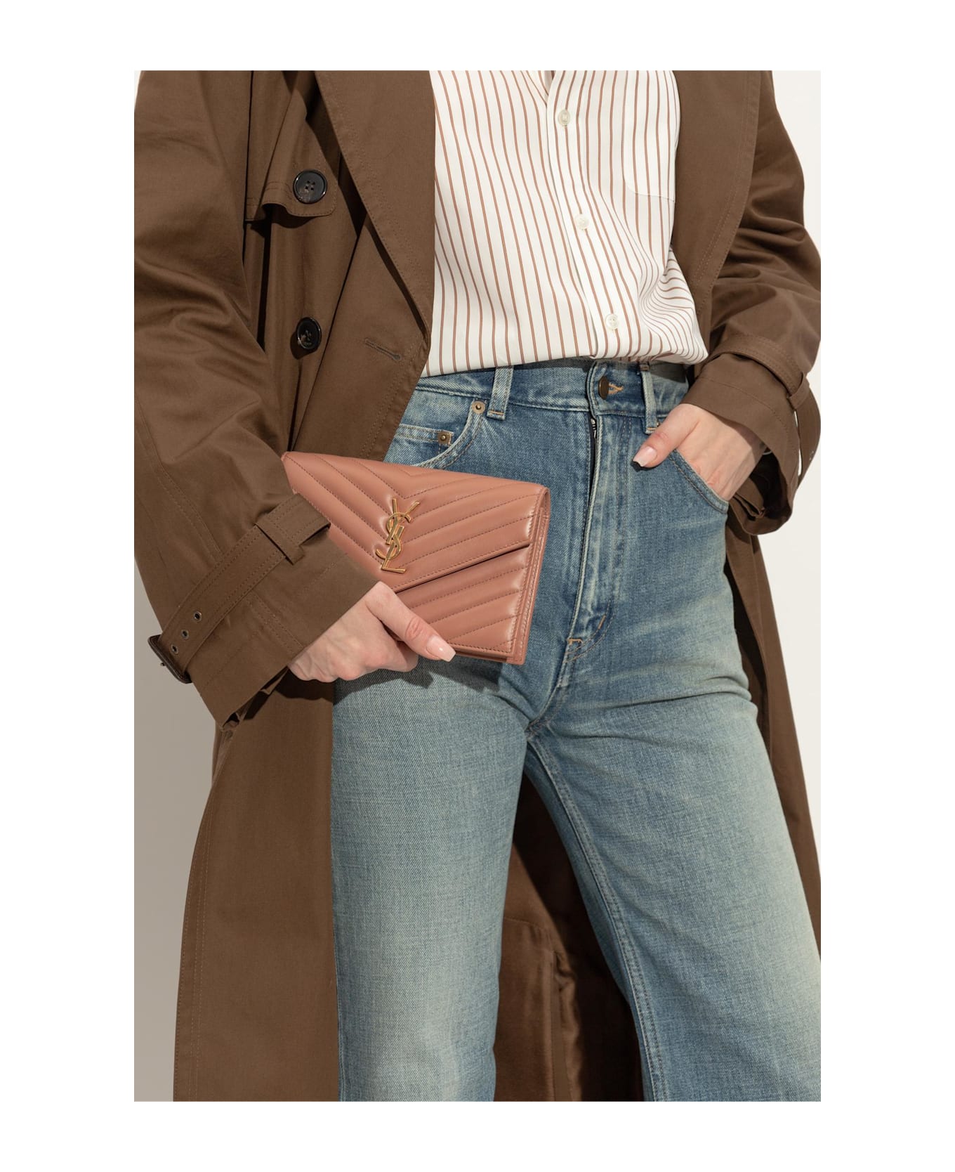 Saint Laurent Wallet Cassandre On A Chain - PINK 財布