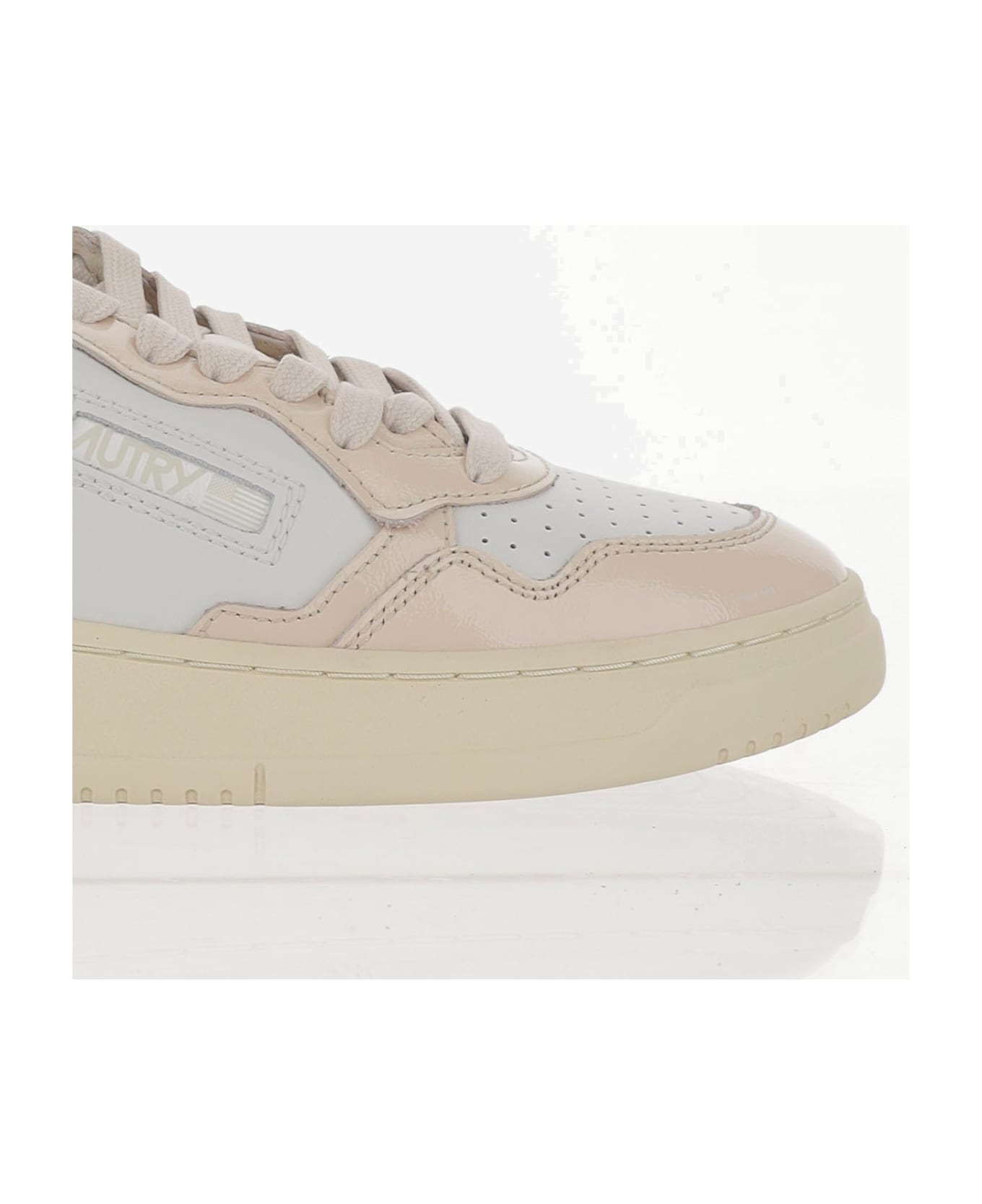 Autry 
medalist Low
 Sneakers - WHT/ROSE