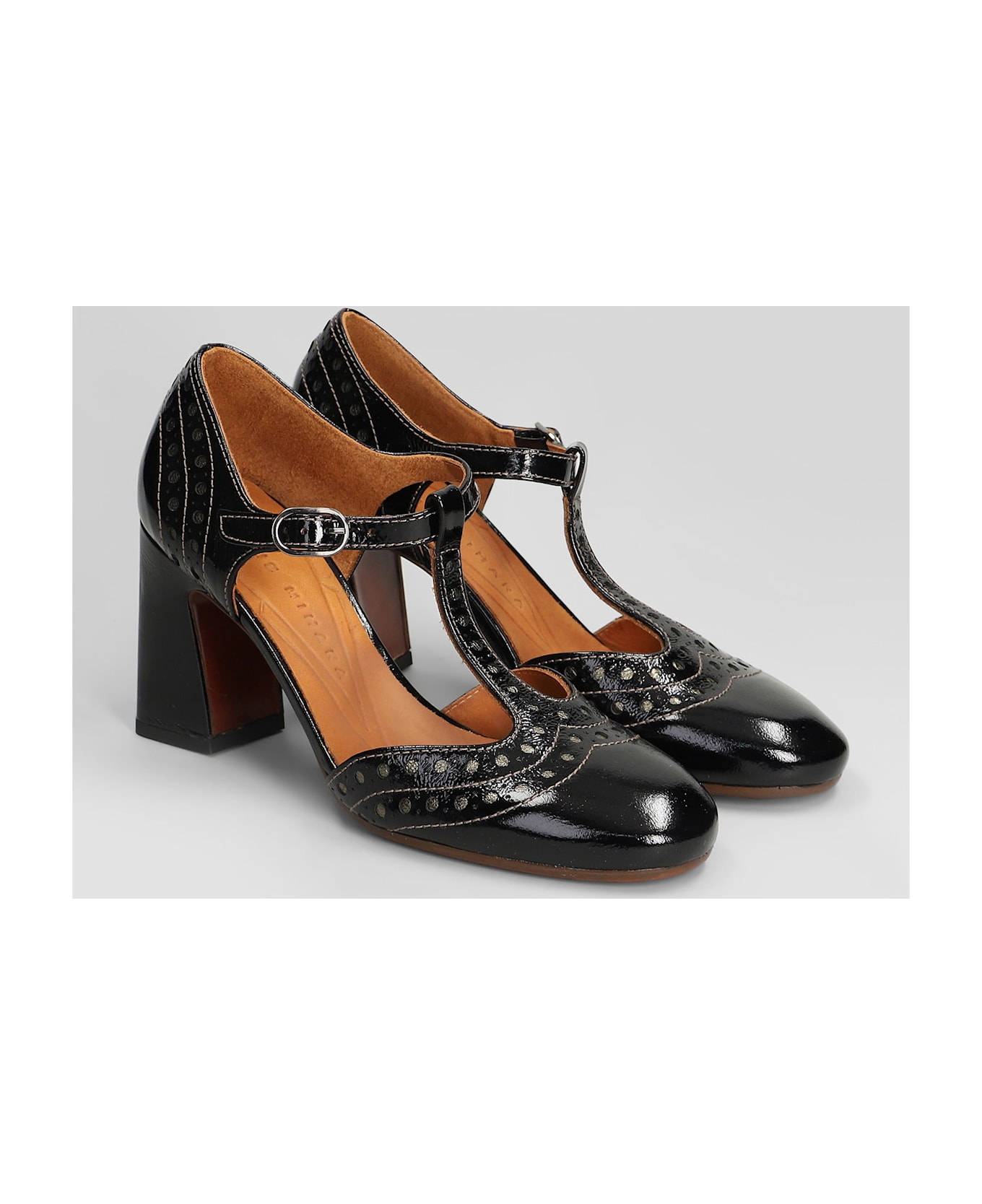 Chie Mihara Mante Pumps In Black Leather - black