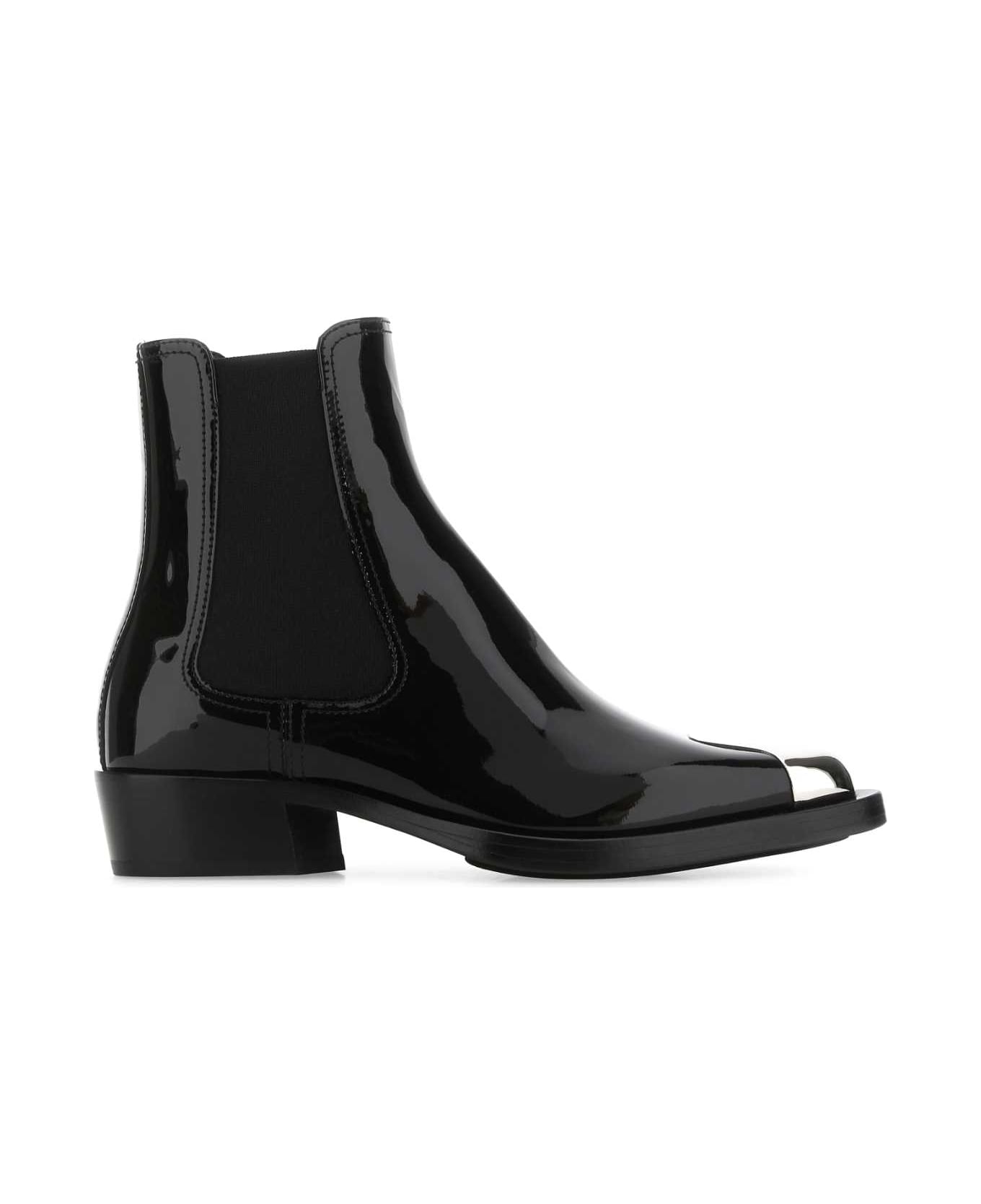 Alexander McQueen Black Leather Ankle Boots - 1081