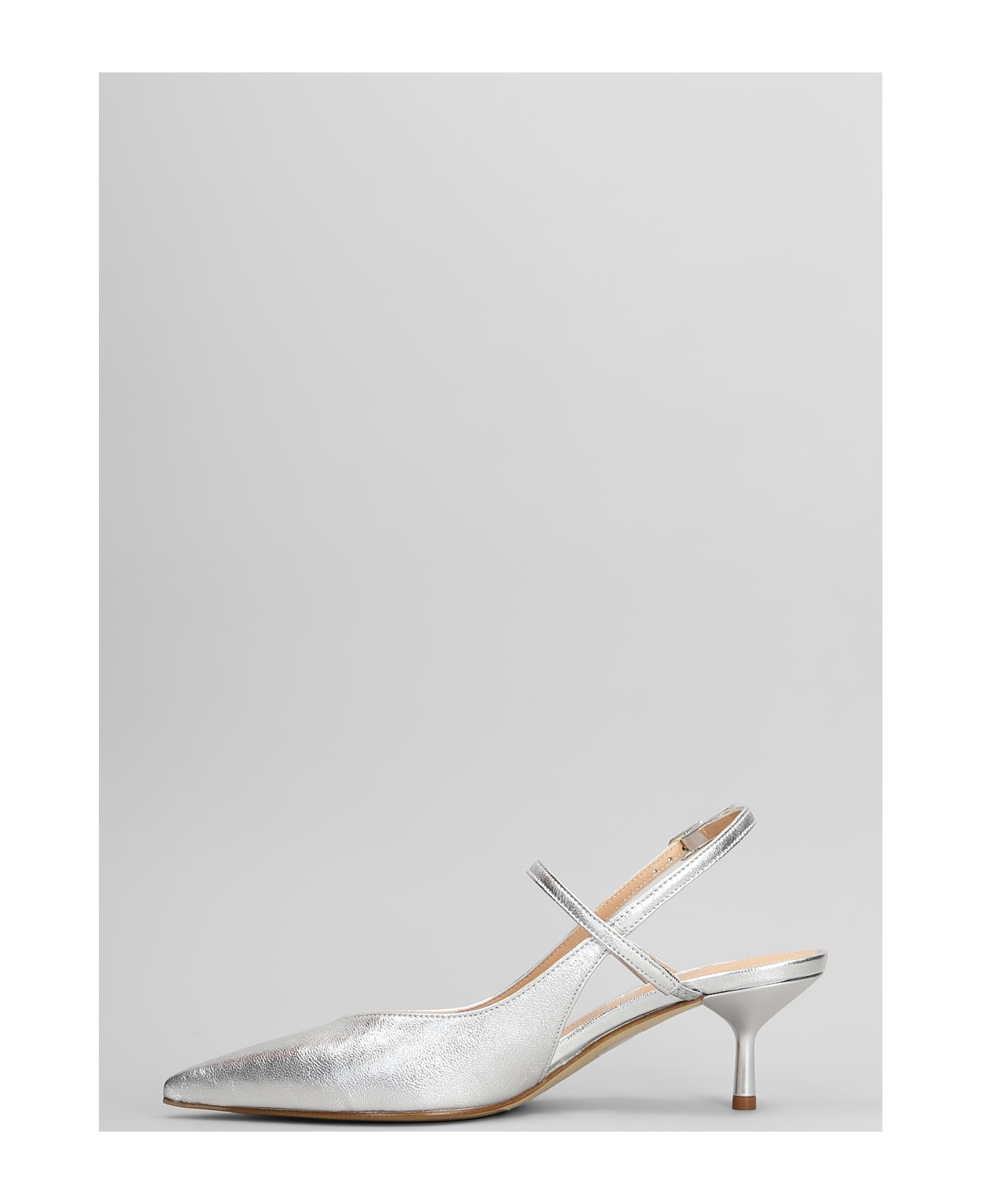 The Seller Pumps In Silver Leather - silver