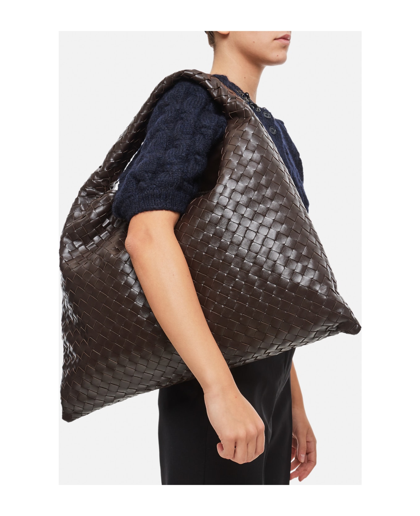 【関税&送料込】Bottega Veneta Large Hop Hobo Bag In Intrecc Bottega Veneta Large Hop Leather Hobo Bag | Saks Fifth Avenue
