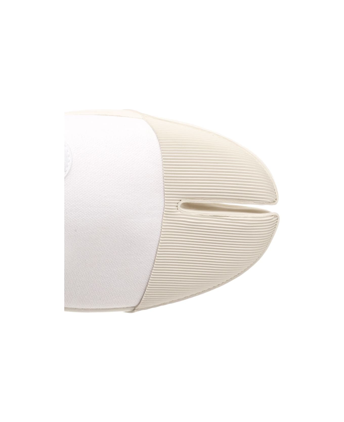 Maison Margiela On The Deck Tabi Mary Jane Sneakers - White