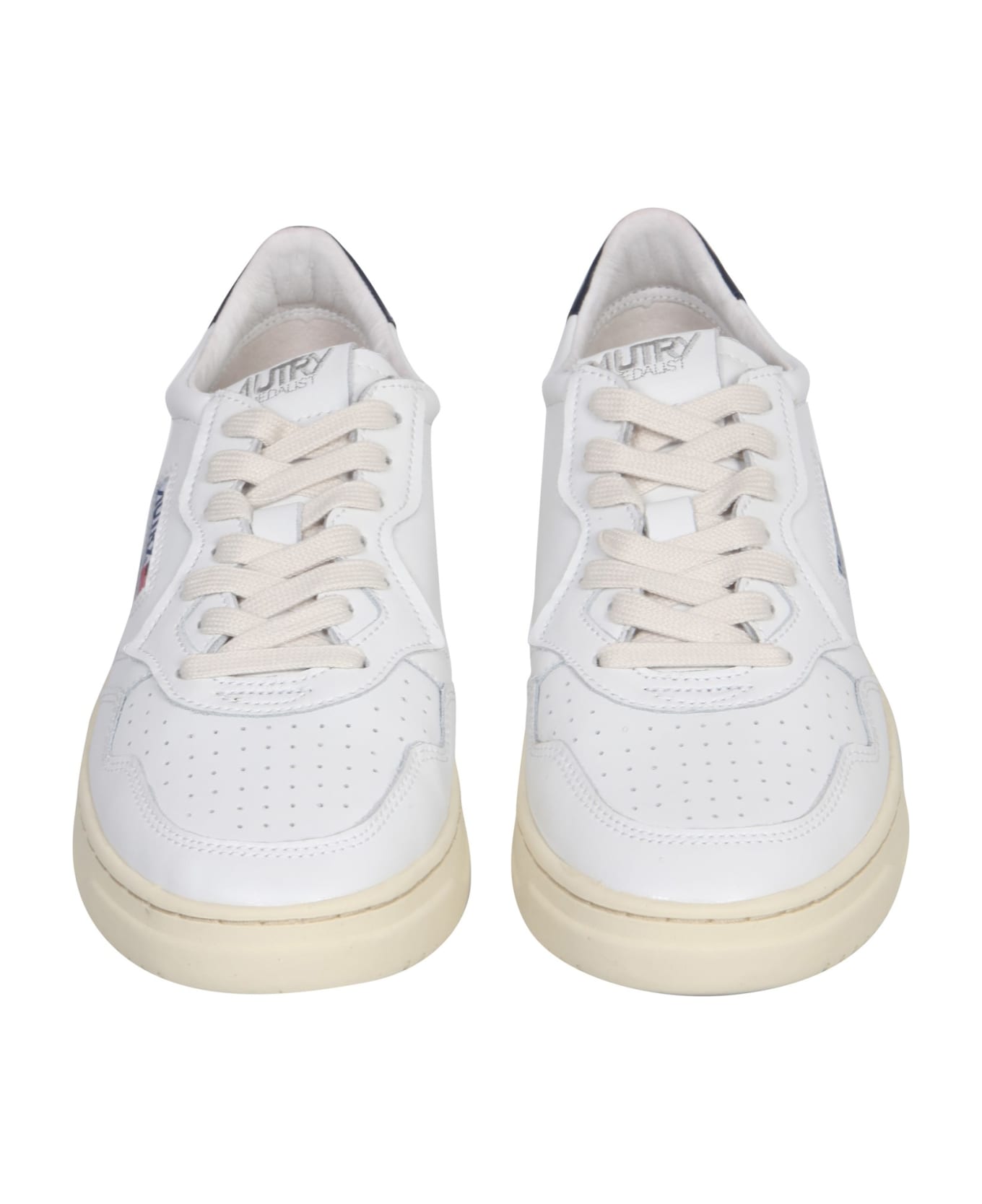 Autry Medalist Low Sneakers In White And Navy Blue Leather - Bianco スニーカー