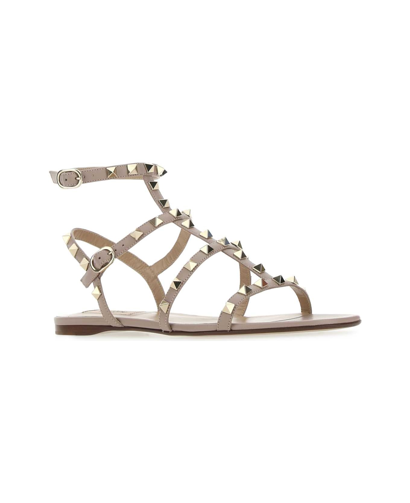 Valentino Garavani Antiqued Pink Leather Rockstud Sandals - POUDRE