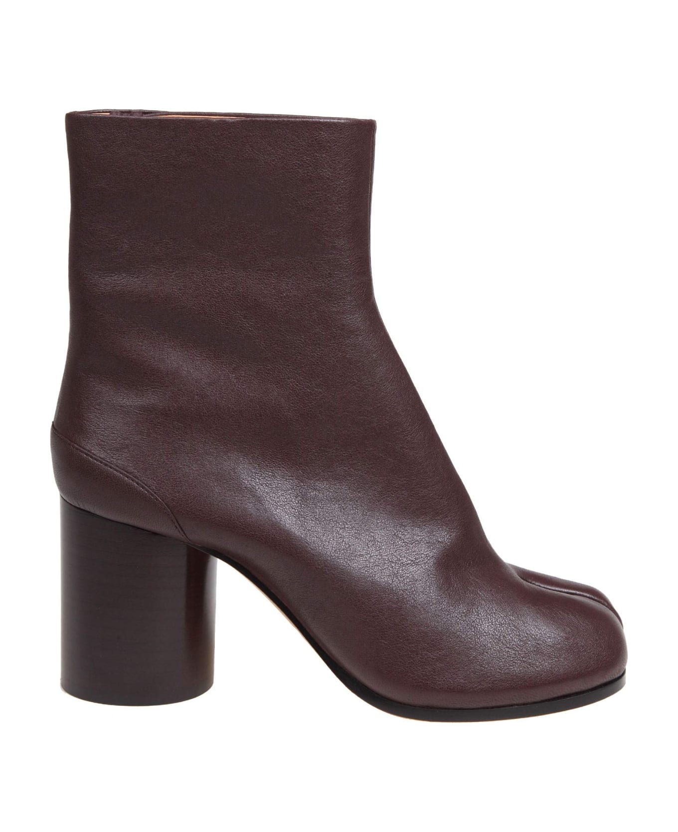 Maison Margiela Tabi Ankle Boots In Soft Brown Nappa - Bordeaux