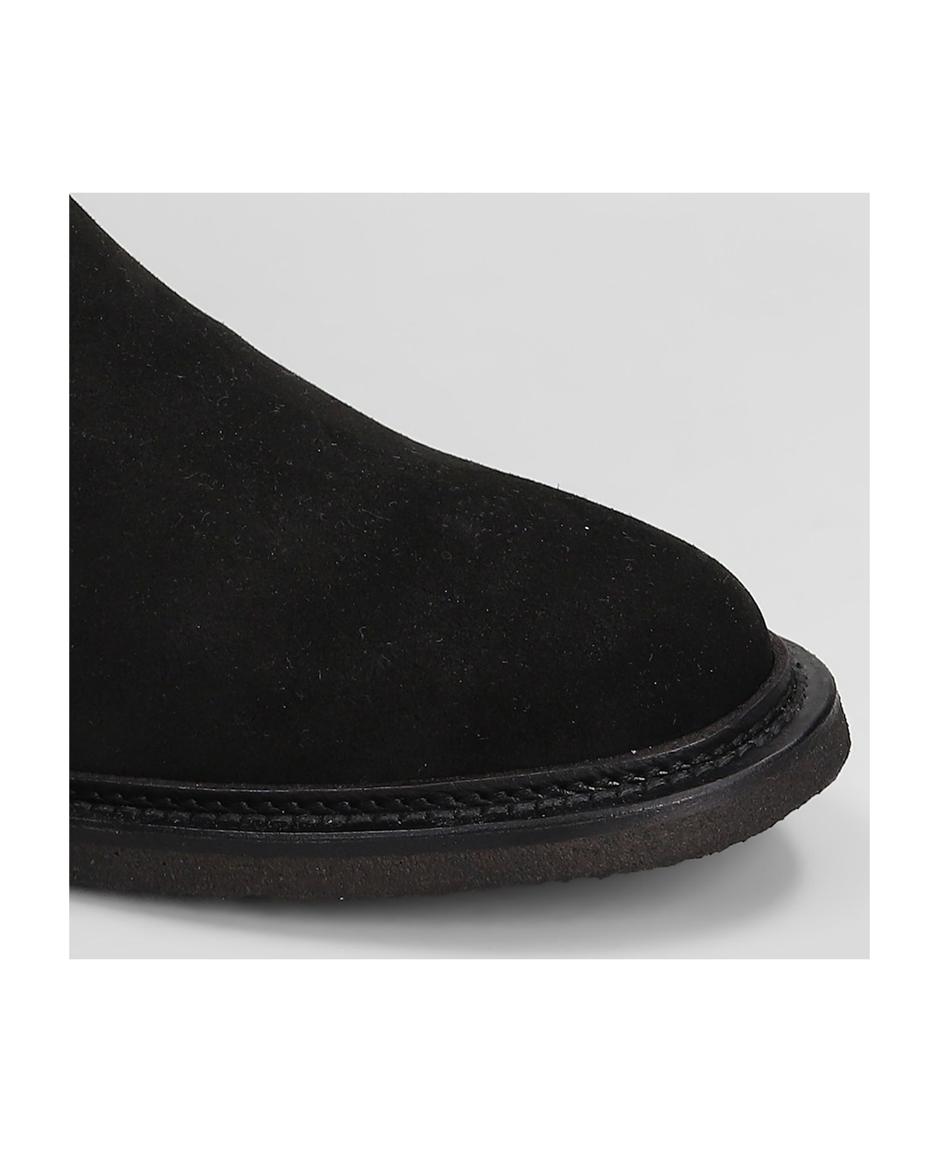 Common Projects Chelsea Ankle Boots In Black Suede - black