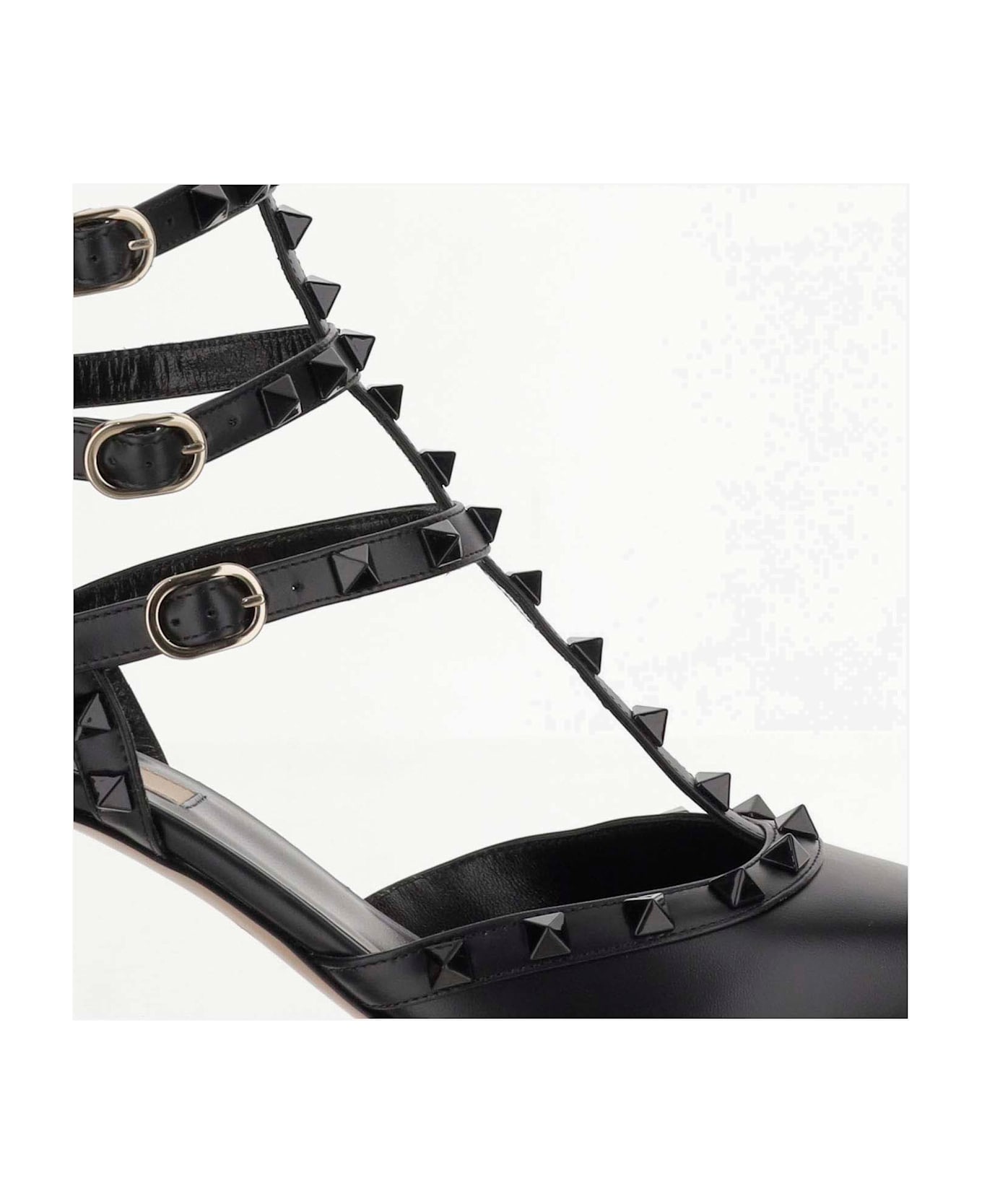 Valentino Garavani Rockstud Leather Pumps Heeled Shoe - Black