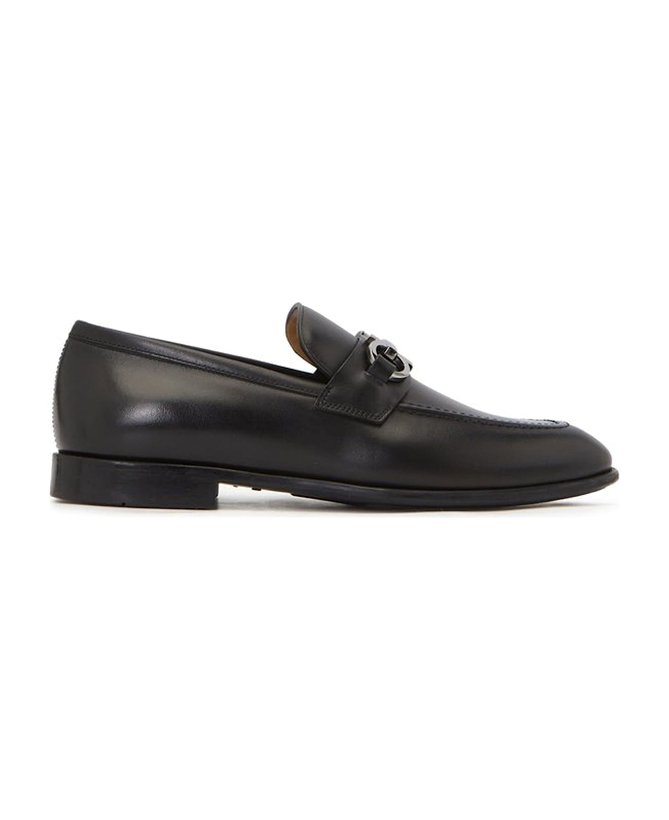Ferragamo Foster Leaher Loafers - Black