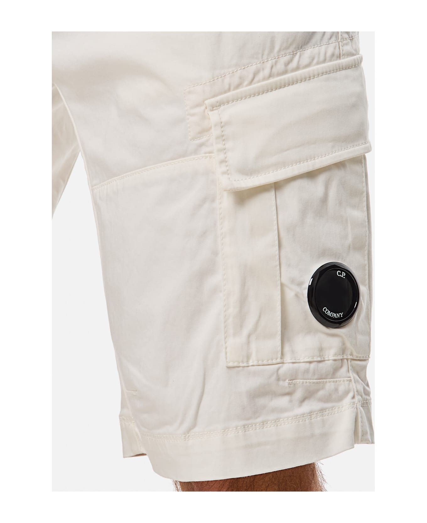C.P. Company Cargo Shorts - White