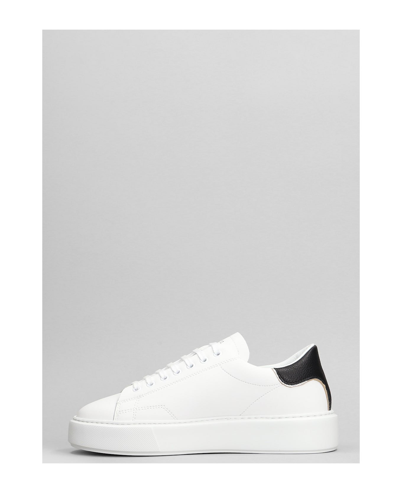 D.A.T.E. Sfera Sneakers In White Leather - white