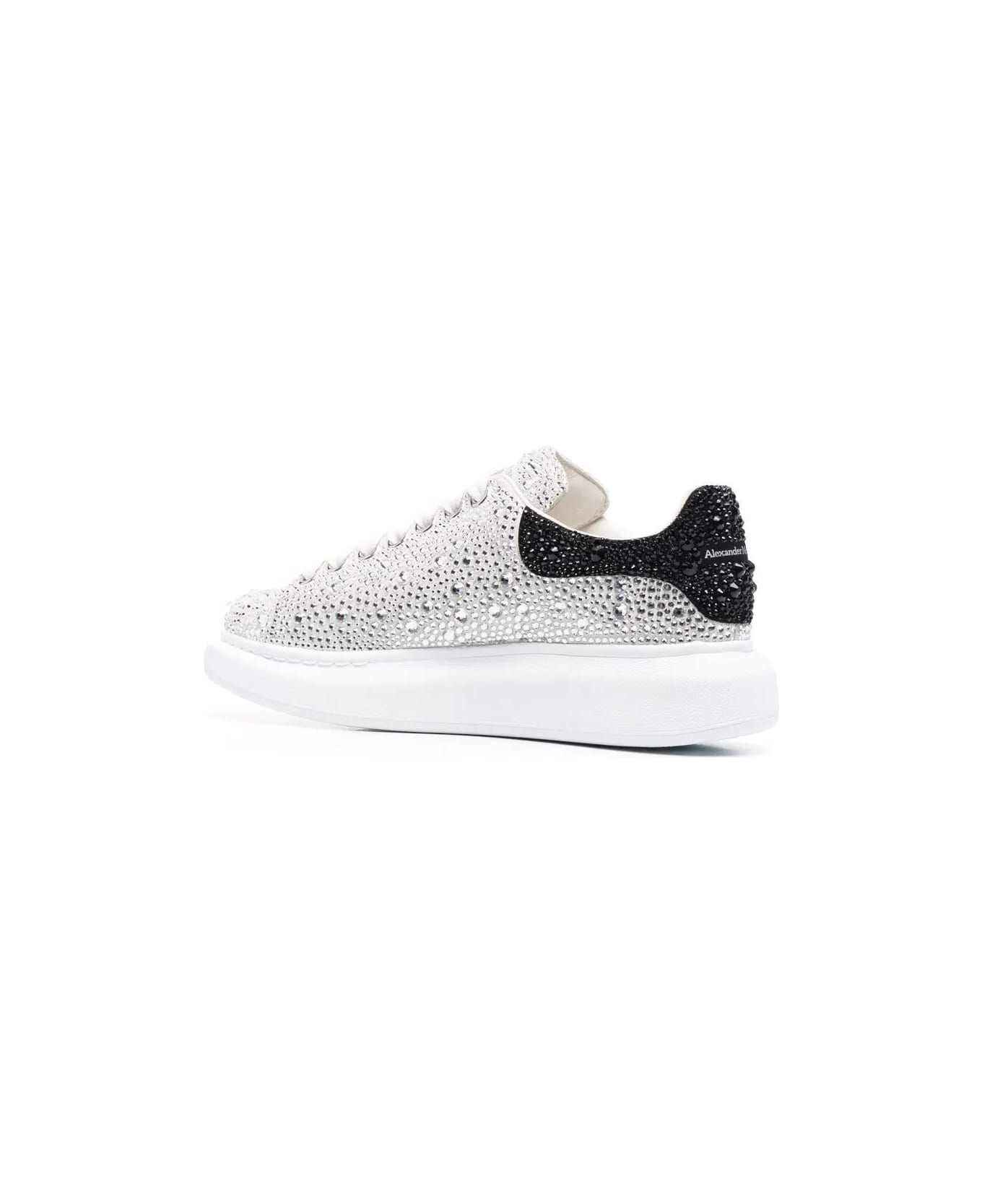 Alexander McQueen Embellished Leather Sneakers - Argento