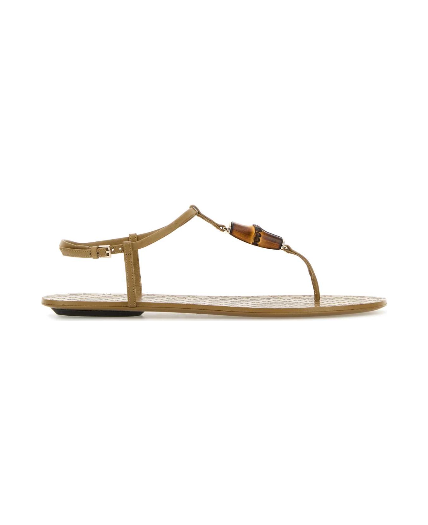 Gucci Khaki Leather Thong Sandals - SAFARICAMELXKID