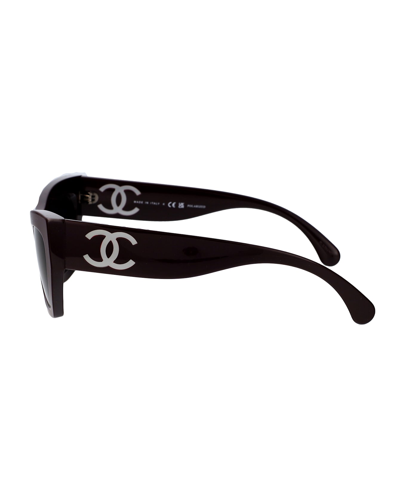 Chanel 0ch5527 Sunglasses - 1461M3 RED VENDOME