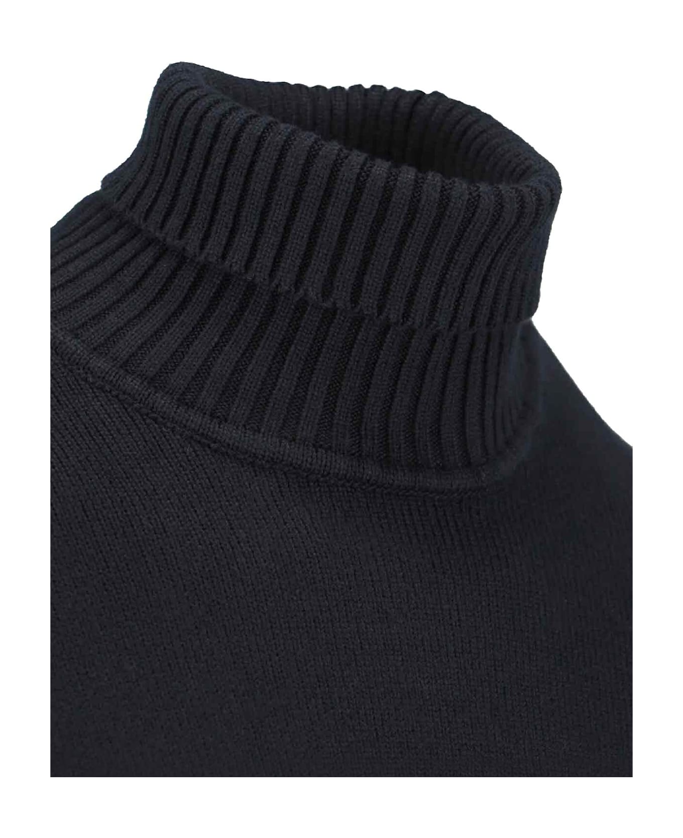 Stone Island Classic Turtleneck Sweater - BLACK