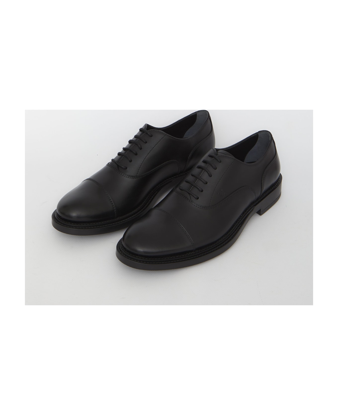 Tod's Lace-ups In Black Leather - Black ローファー＆デッキシューズ