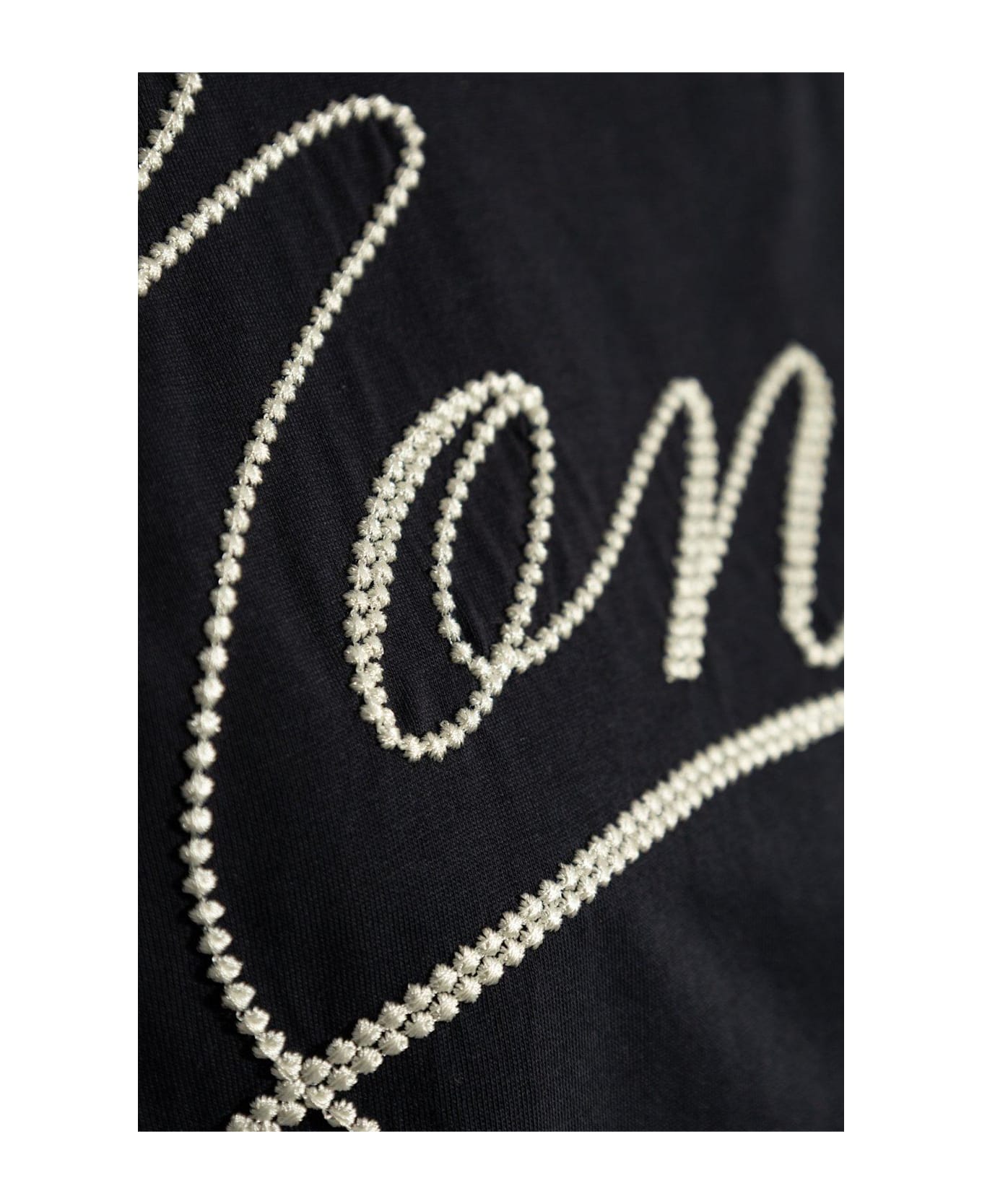 Moncler T-shirt With Embroidered Logo - Blue