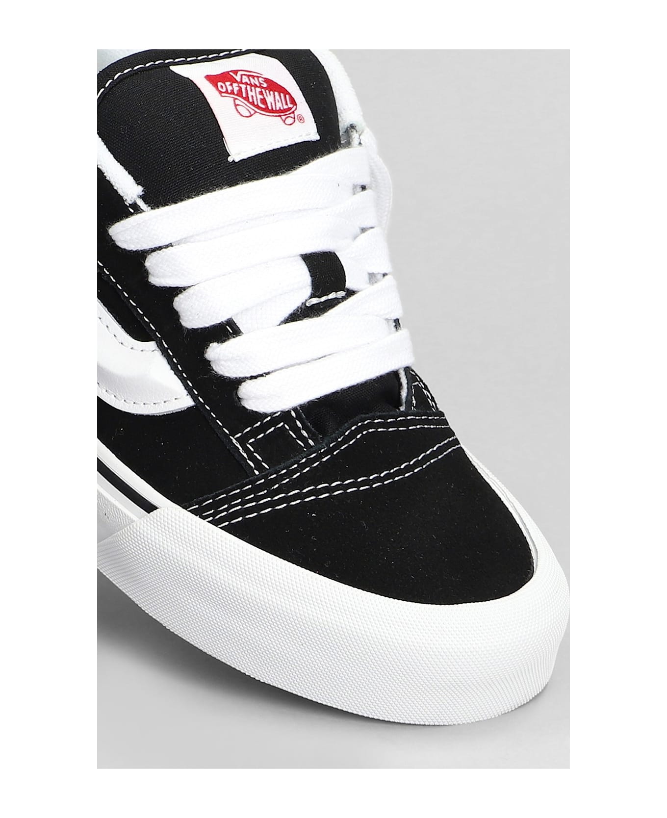 Vans Knu Skool Sneakers In Black Suede - black