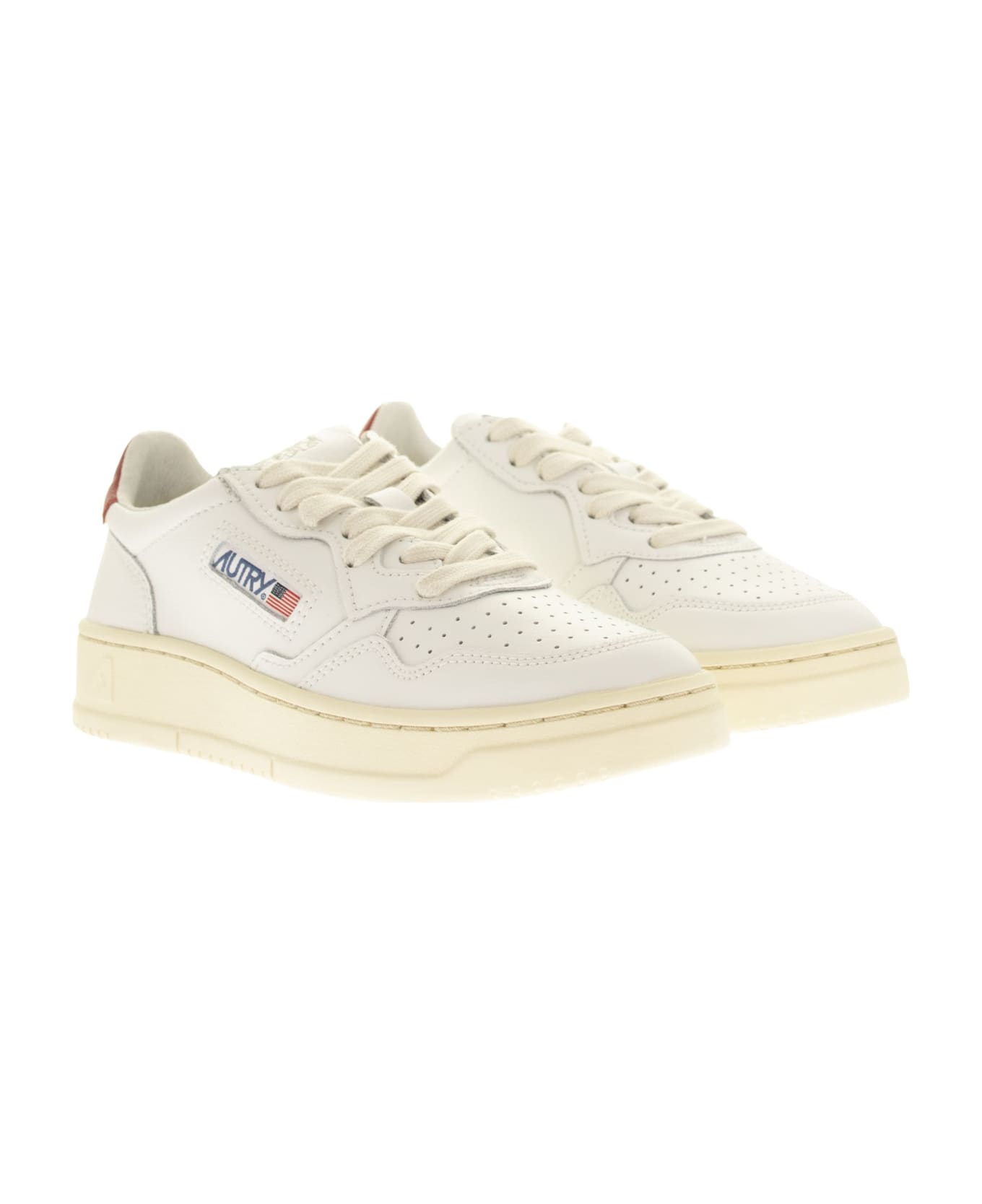 Autry Medalist Low - Leather Sneakers - WHITE