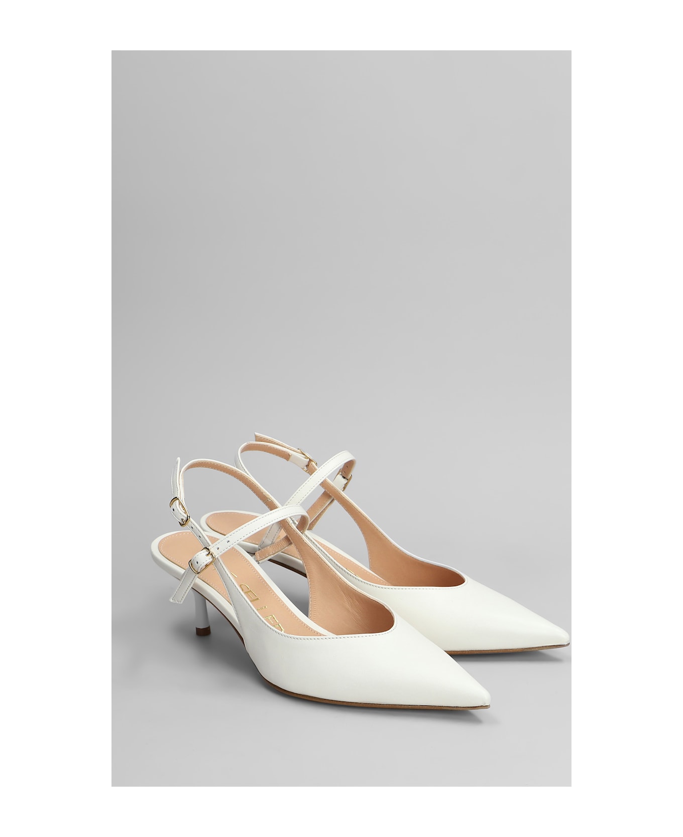 The Seller Pumps In White Leather - white