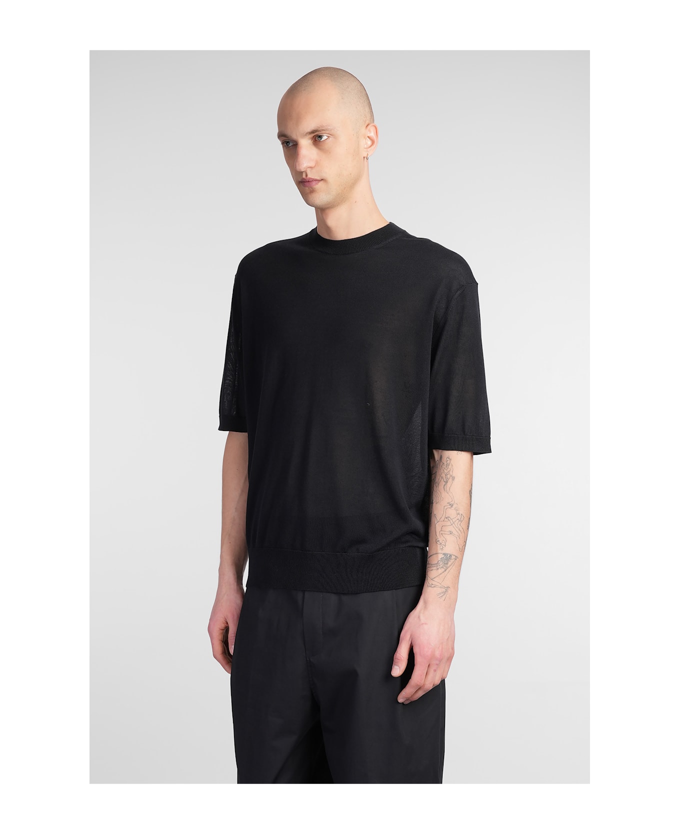 Laneus T-shirt In Black Wool And Polyester - black