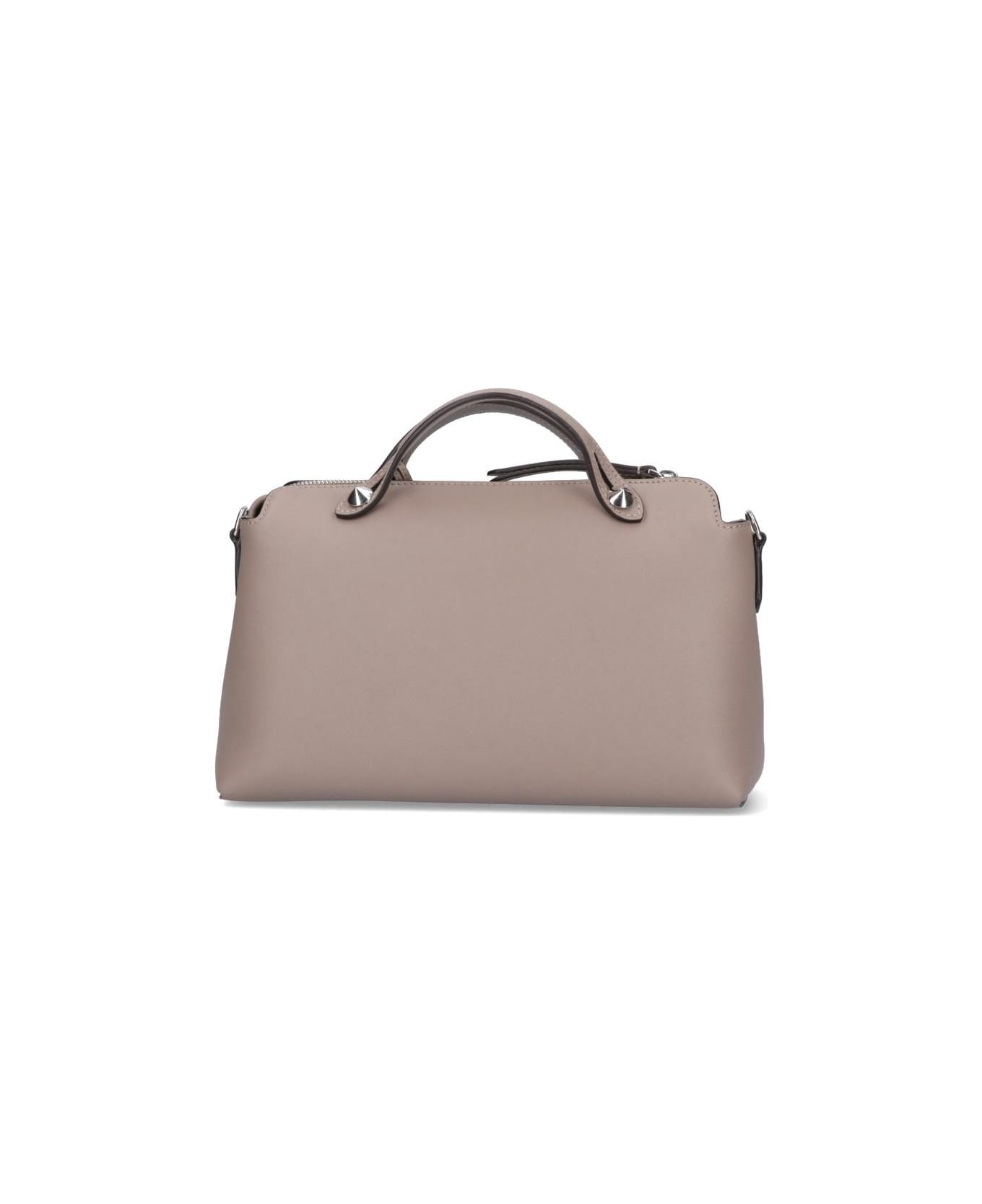 トートバッグ FENDI Ivory Leather Large By The Way Handbag Fendi Large By The Way Tote Bag In White | ModeSens