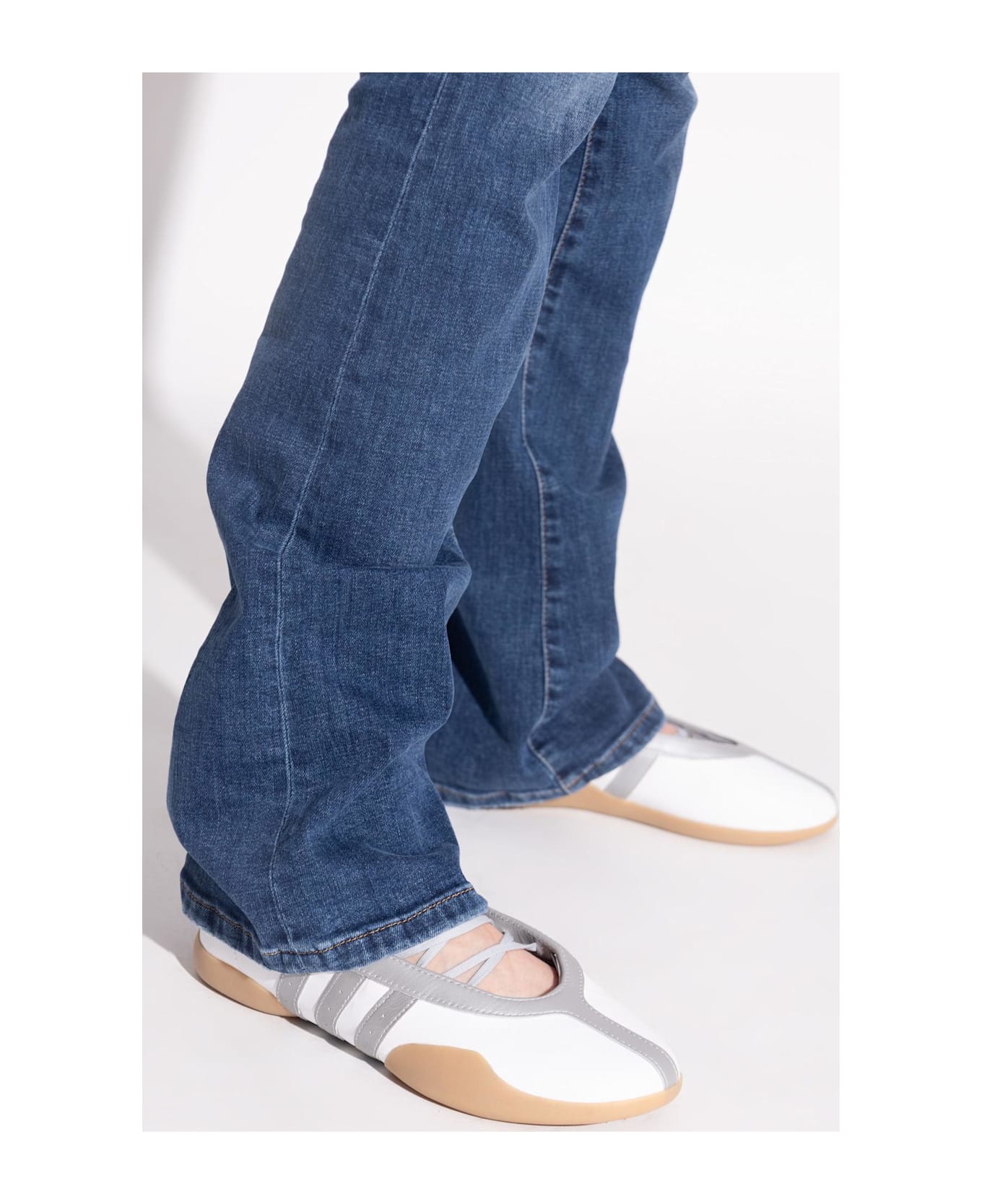 Adidas Originals Sports Shoes 
taekwondo
 - WHITE