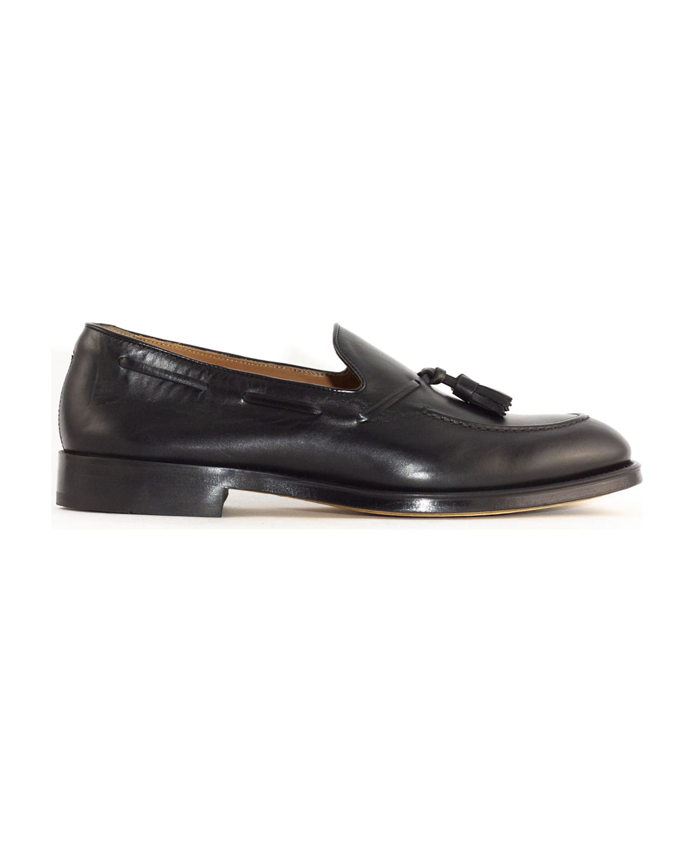 Doucal's Black Calfskin Leather Loafers - Nero