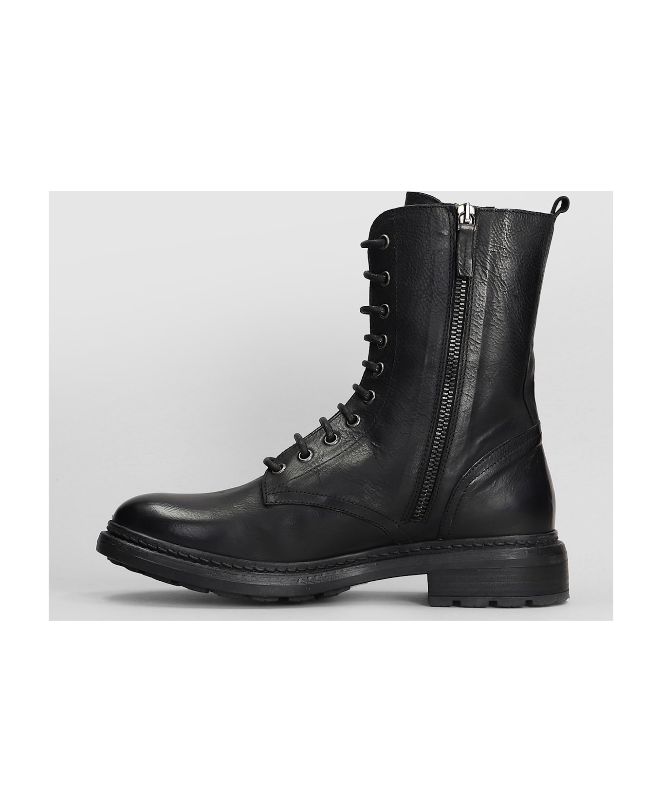 Julie Dee Combat Boots In Black Leather - black