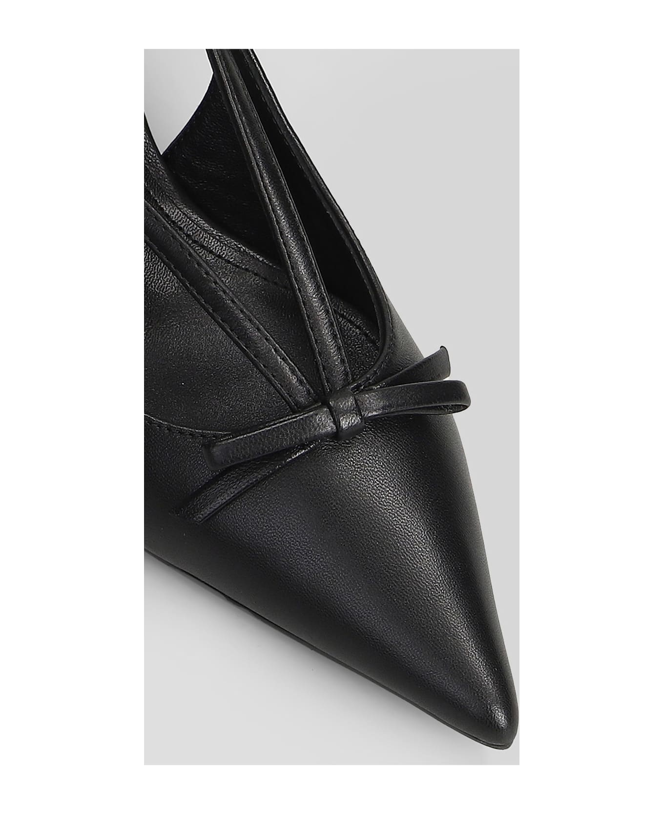 Lola Cruz Pumps In Black Leather - black