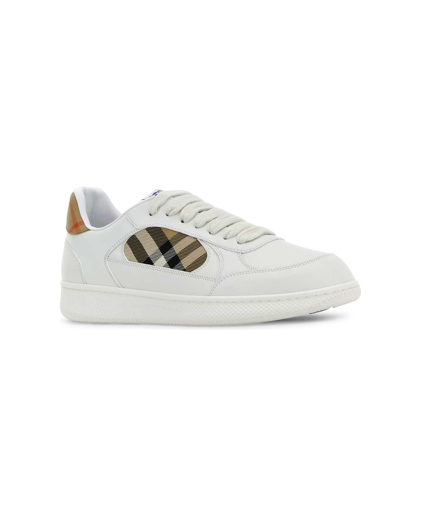 Burberry White Leather Sneakers - WHITESANDIPCHK