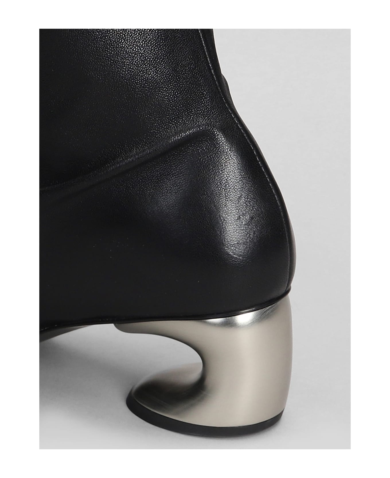 Jil Sander Low Heels Ankle Boots In Black Leather - black