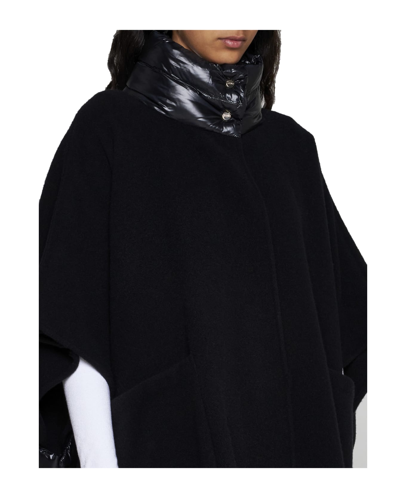 Herno Wool And Cashmere Blend Poncho - Black