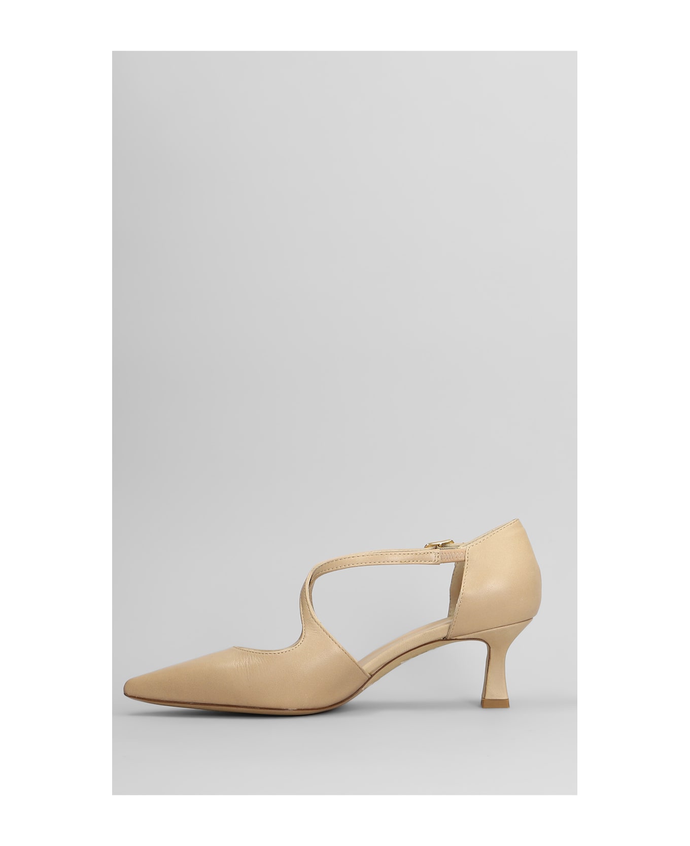 Julie Dee Pumps In Powder Leather - powder