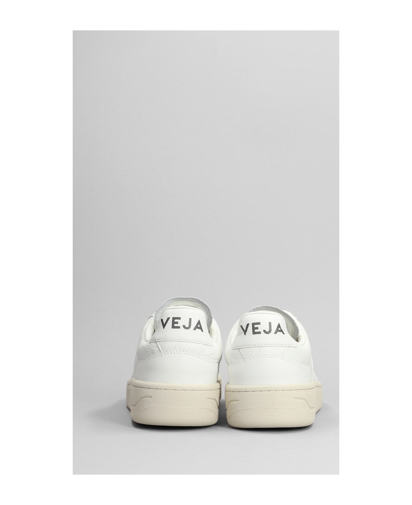 Veja V-90 Sneakers In White Leather - white