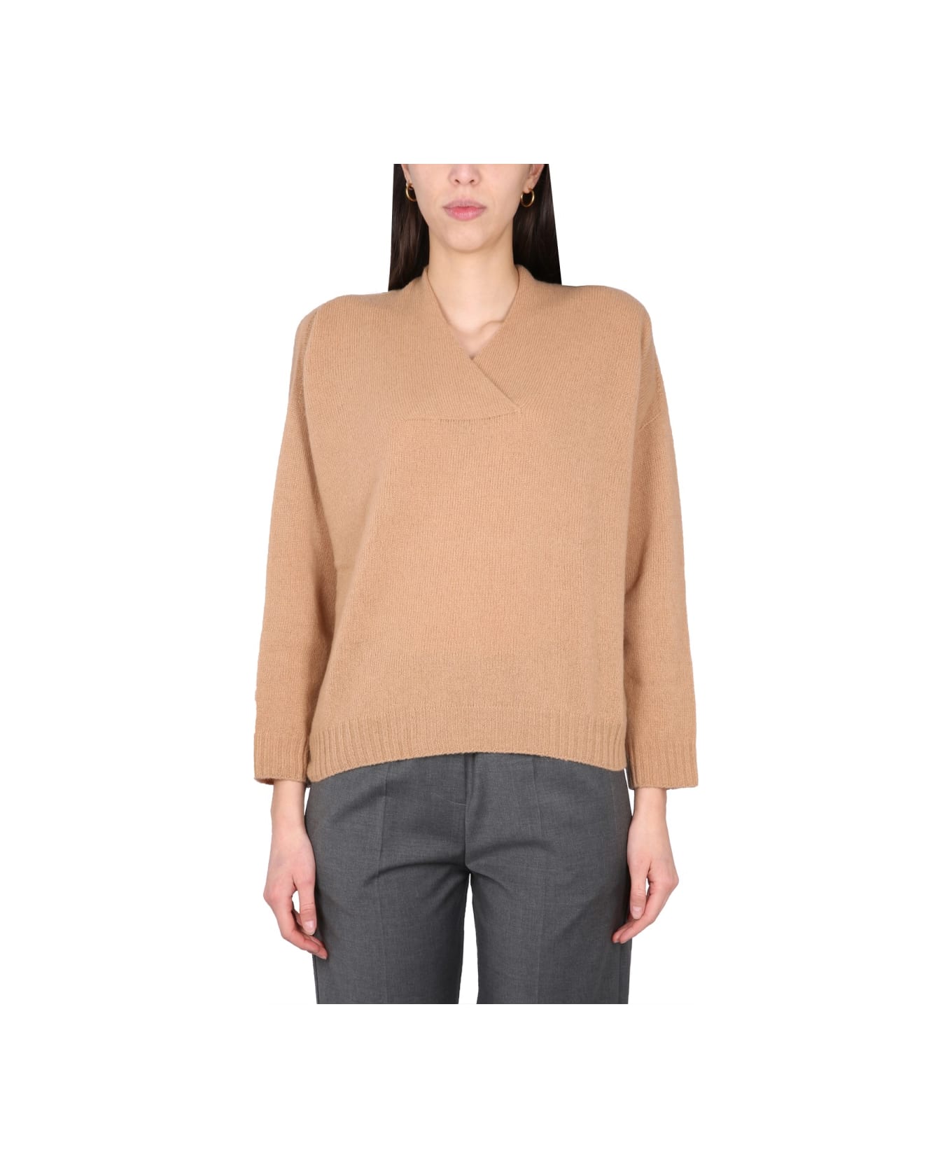 Alysi V-neck Sweater - BEIGE ニットウェア