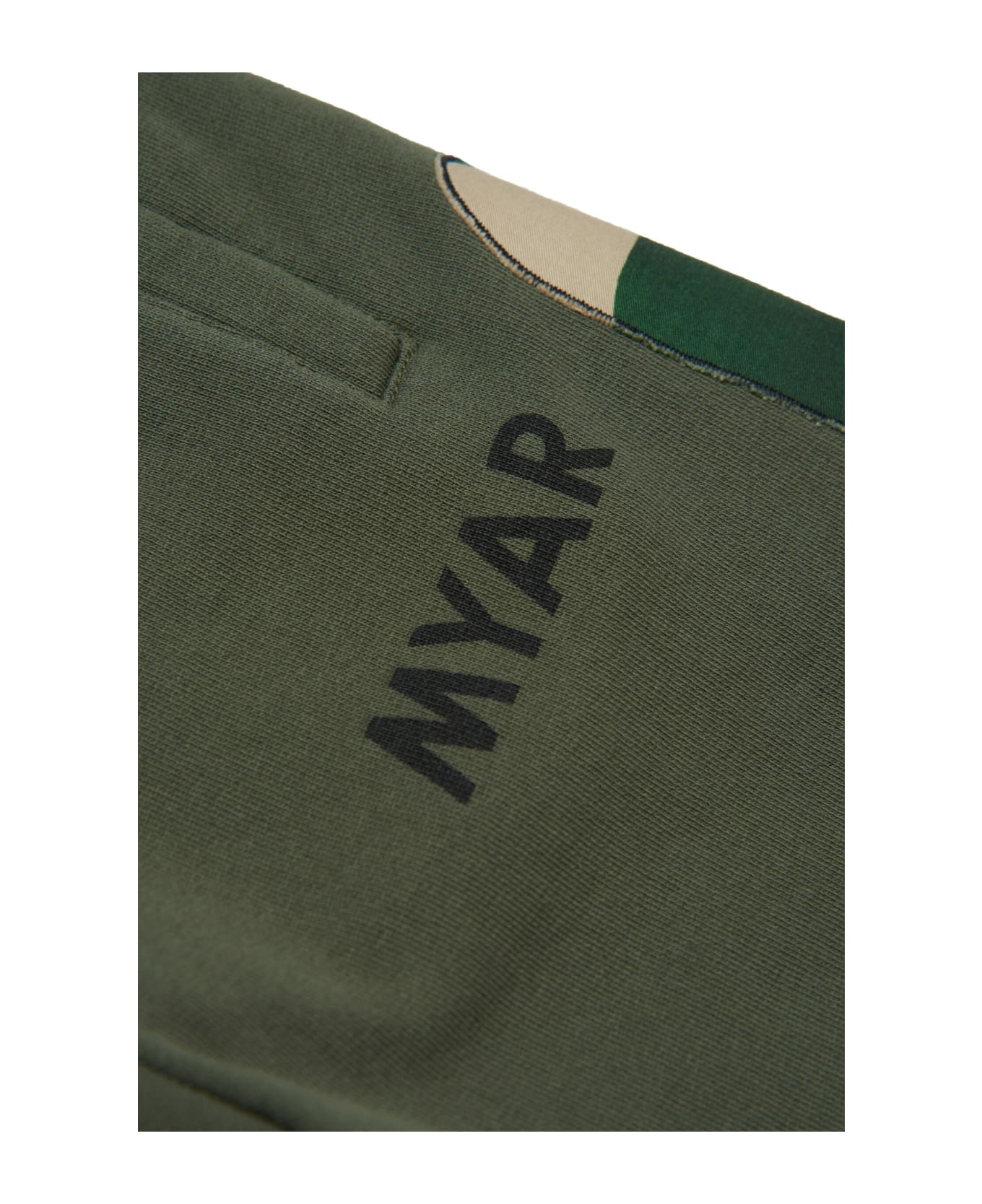 MYAR Myp13u Shorts Myar Plush Shorts With Rainforest Patterned Fabric Application - Army green