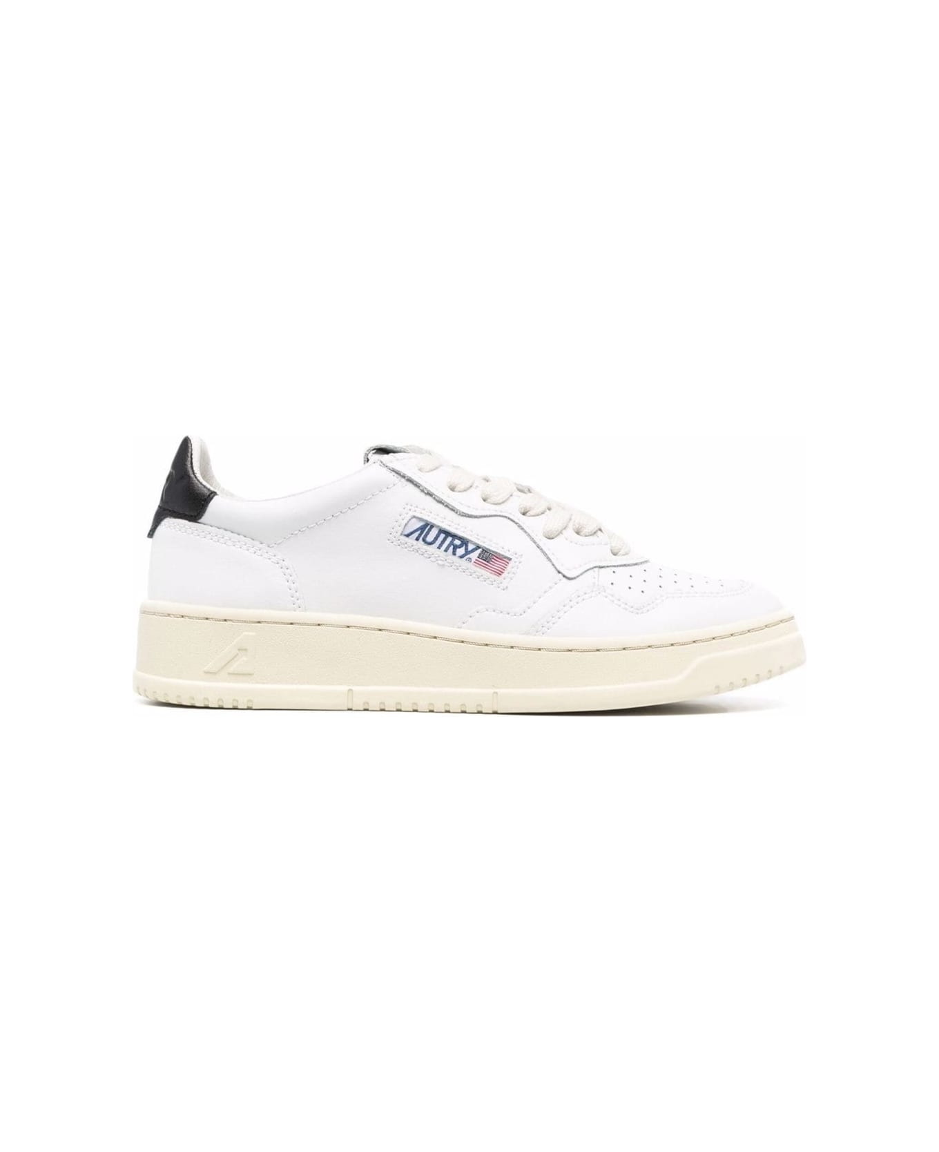 Autry Woman's White Leather Sneakers With Black Heel Tab - White