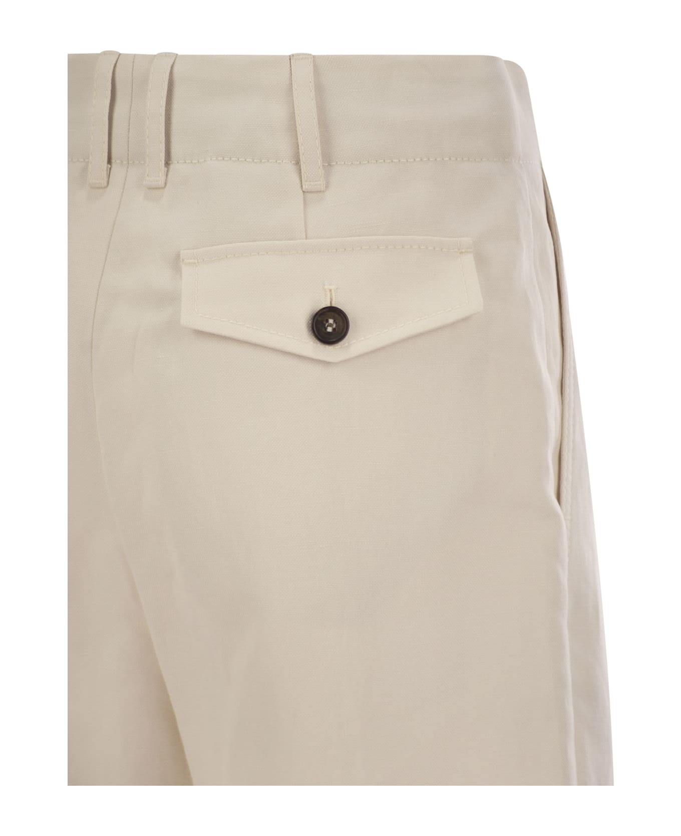 Brunello Cucinelli Pleated Chino Trousers In Cotton Canvas And Linen - Cream