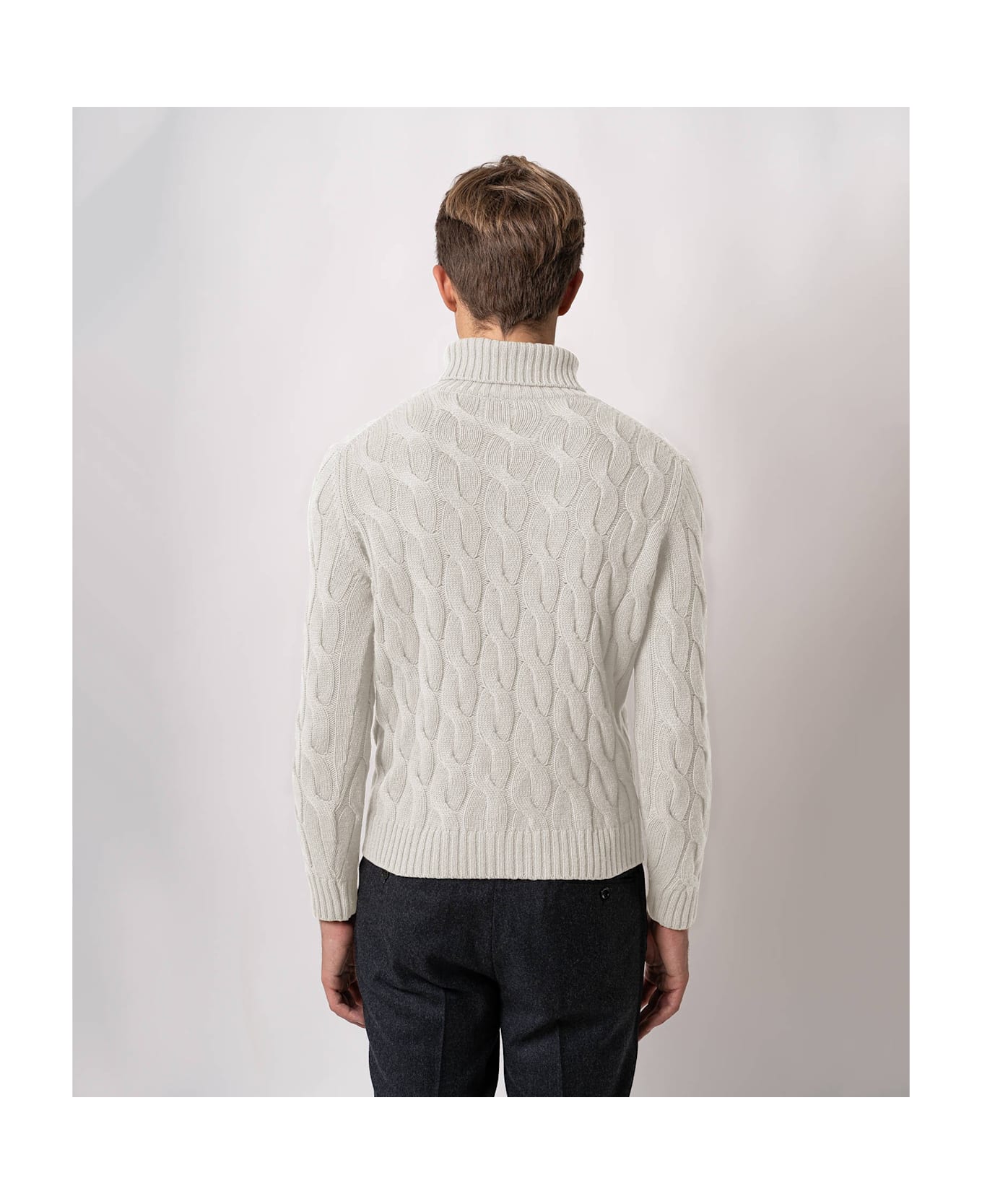 Larusmiani Turtleneck Sweater Col Du Pillon Sweater - Ivory