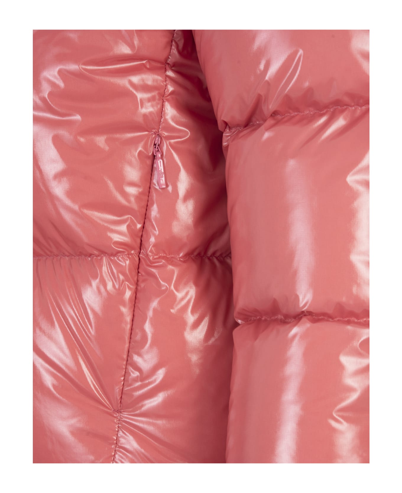 Moncler Pink Almo Down Jacket - Pink