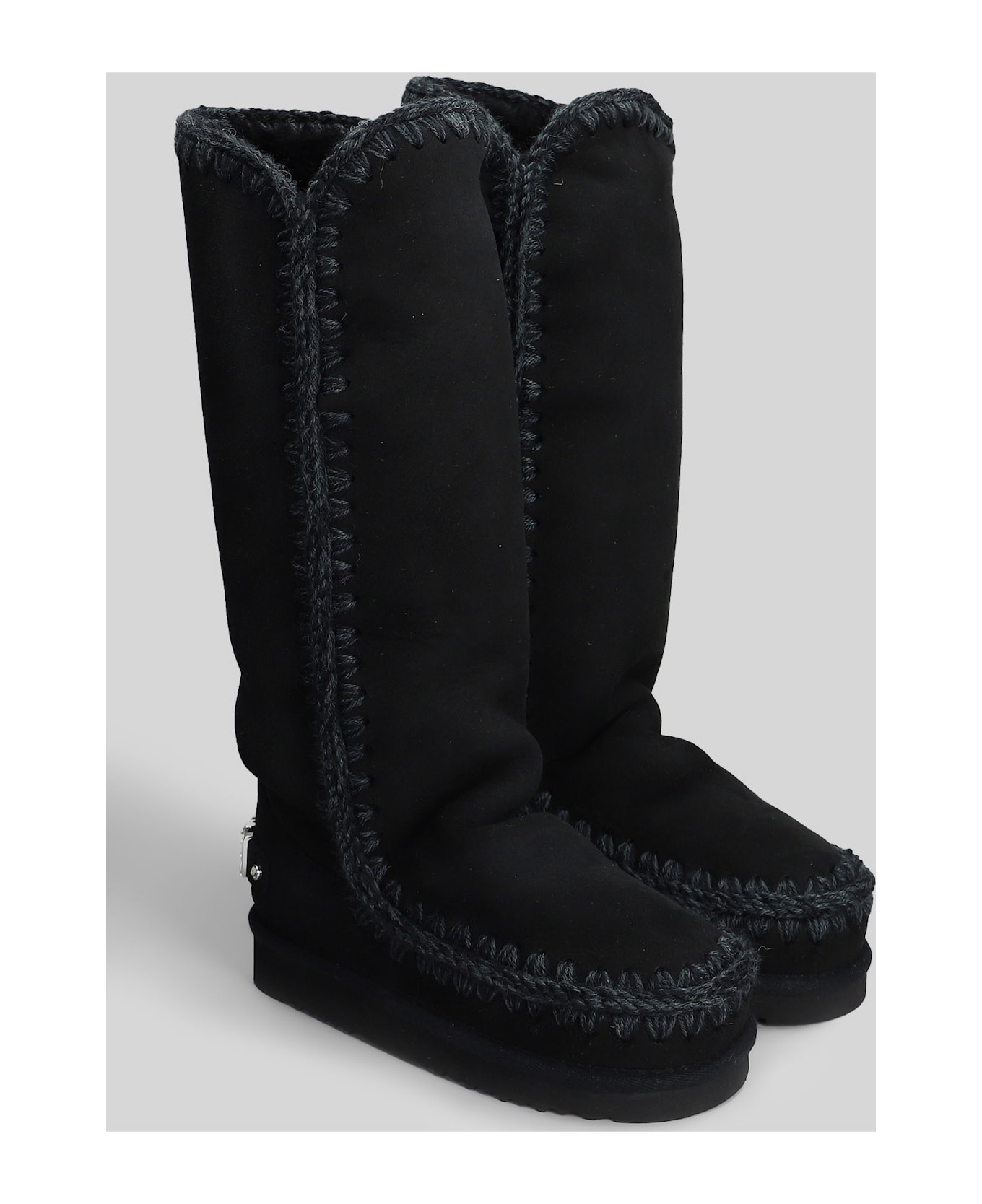 Mou Eskimo 40 Low Heels Boots In Black Suede - black